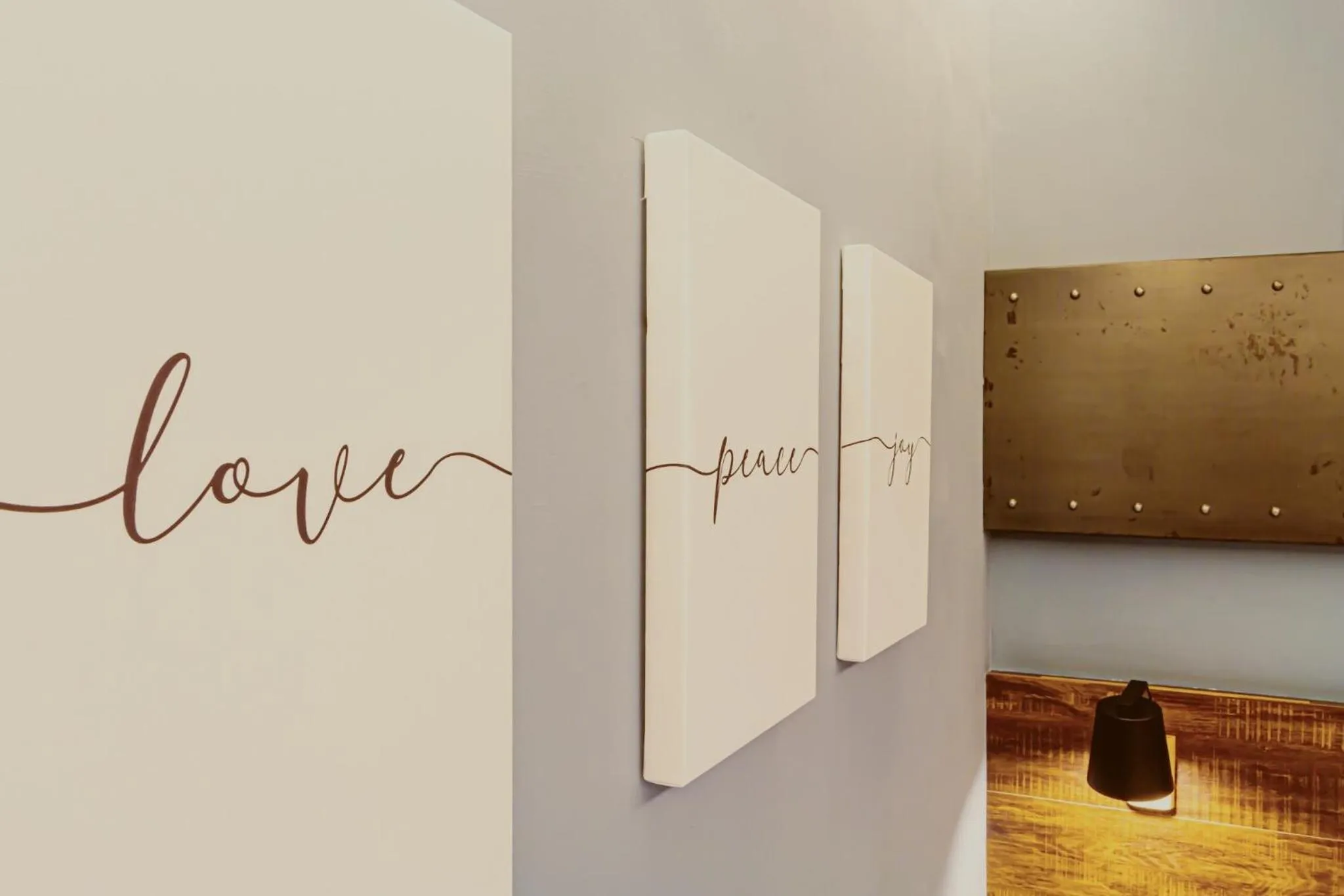 Decorative detail in 仁愛小公館-市區近東大門