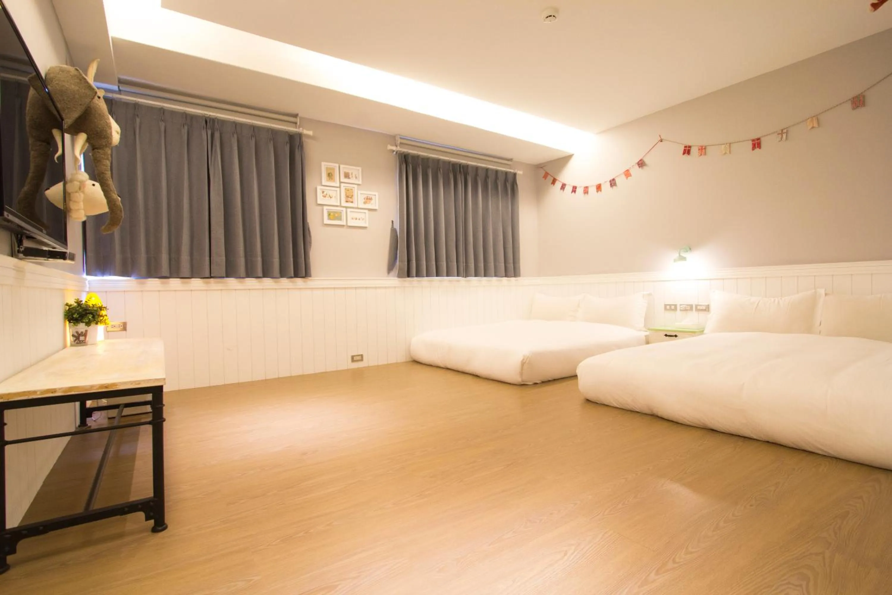 bunk bed in 仁愛小公館-市區近東大門