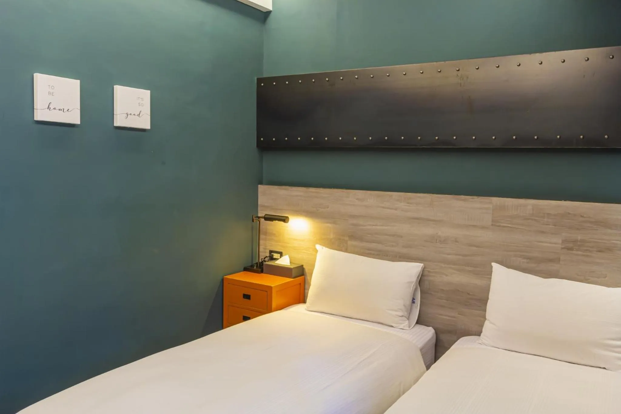 bunk bed in 仁愛小公館-市區近東大門