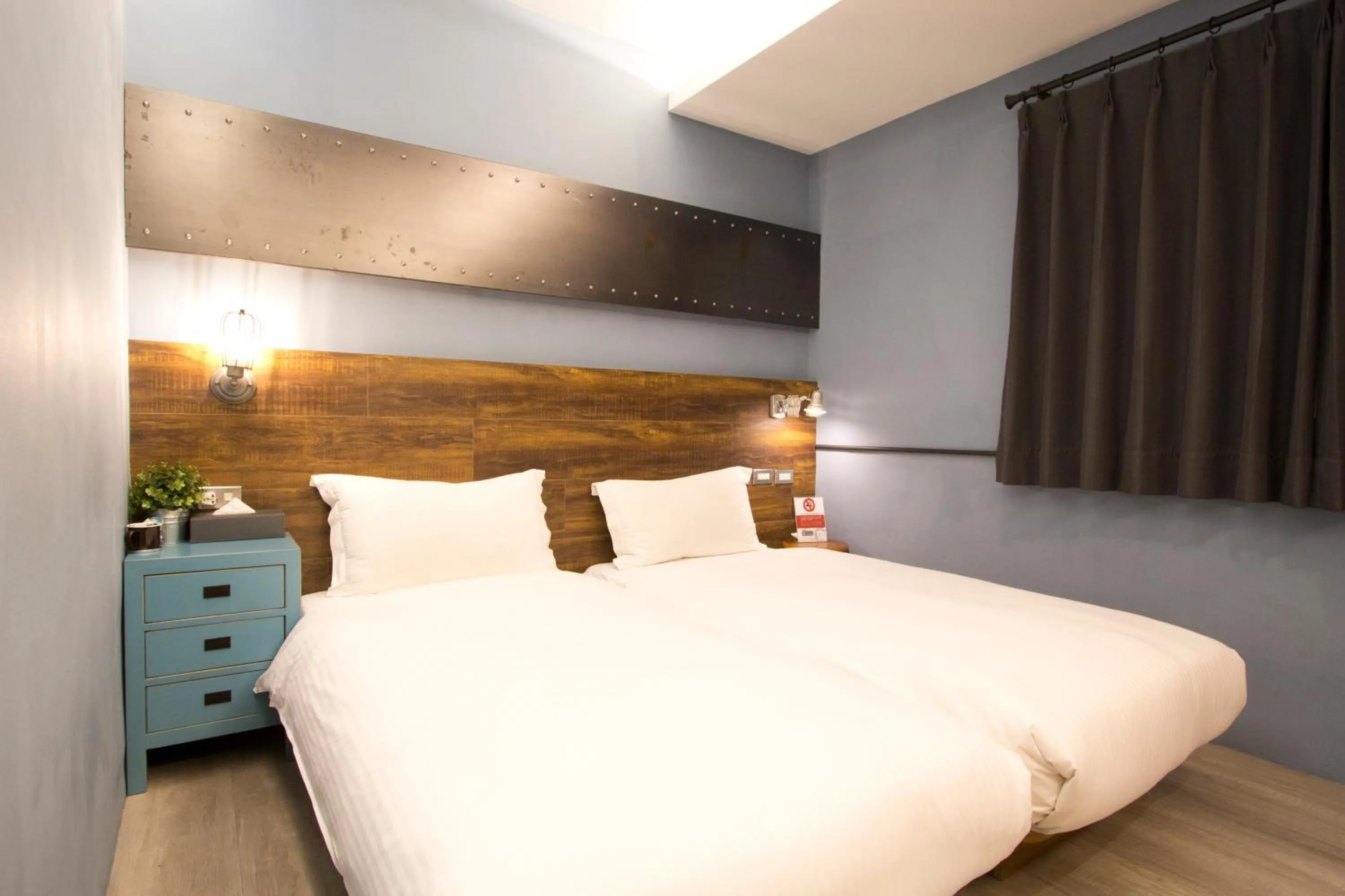 bunk bed in 仁愛小公館-市區近東大門