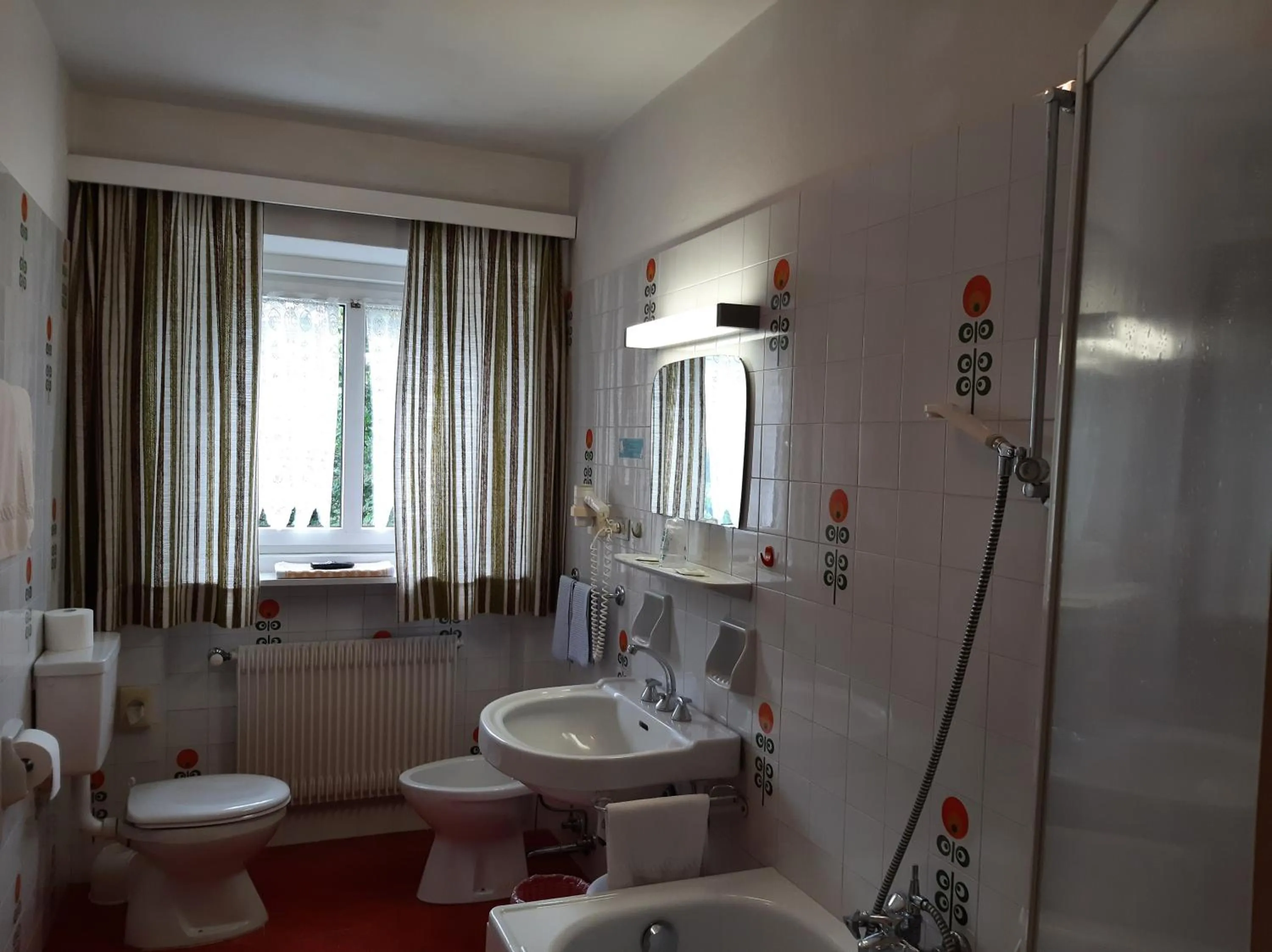 Bathroom in Hotel Rodes