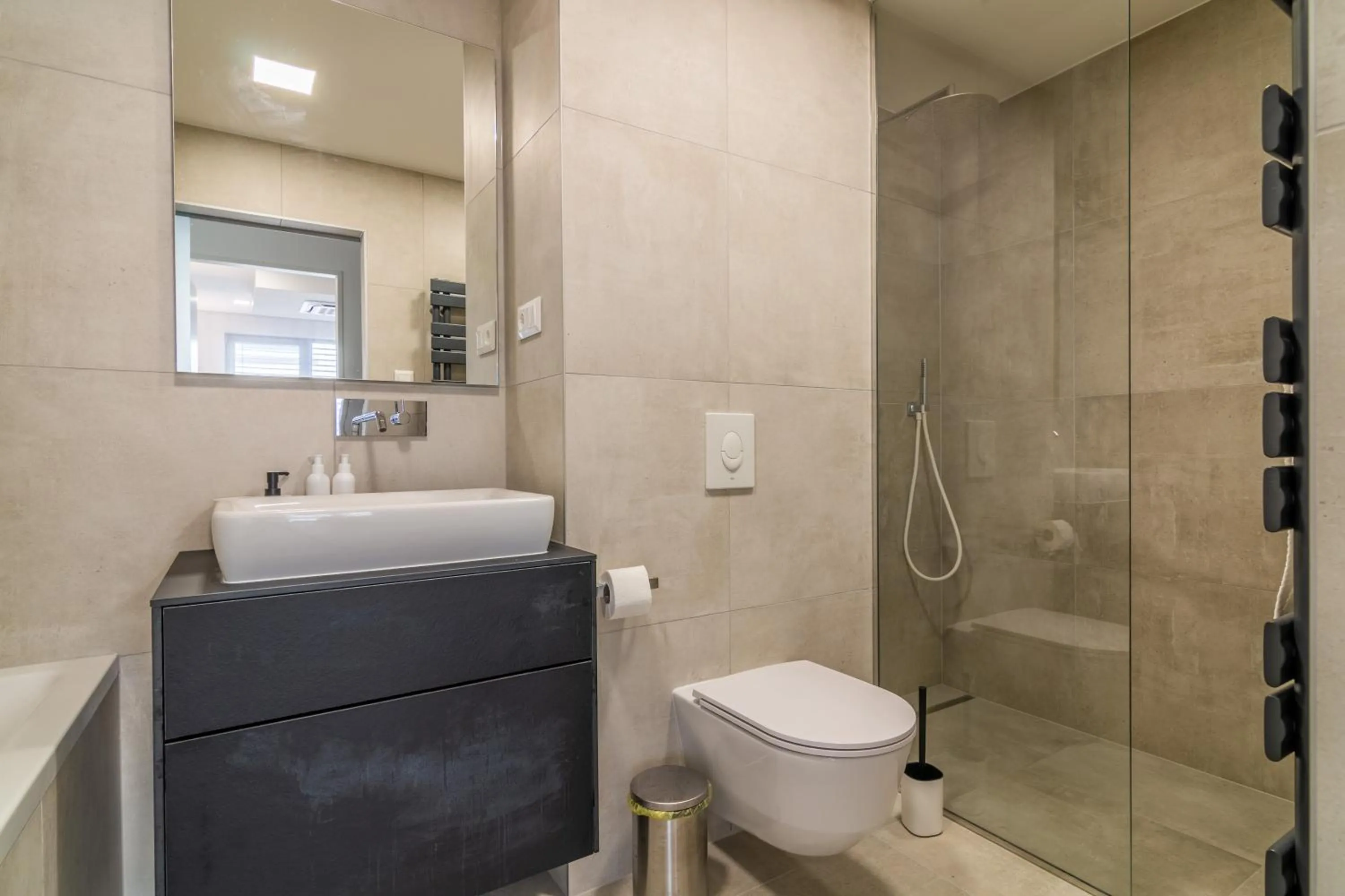 Bathroom in SWU Opera