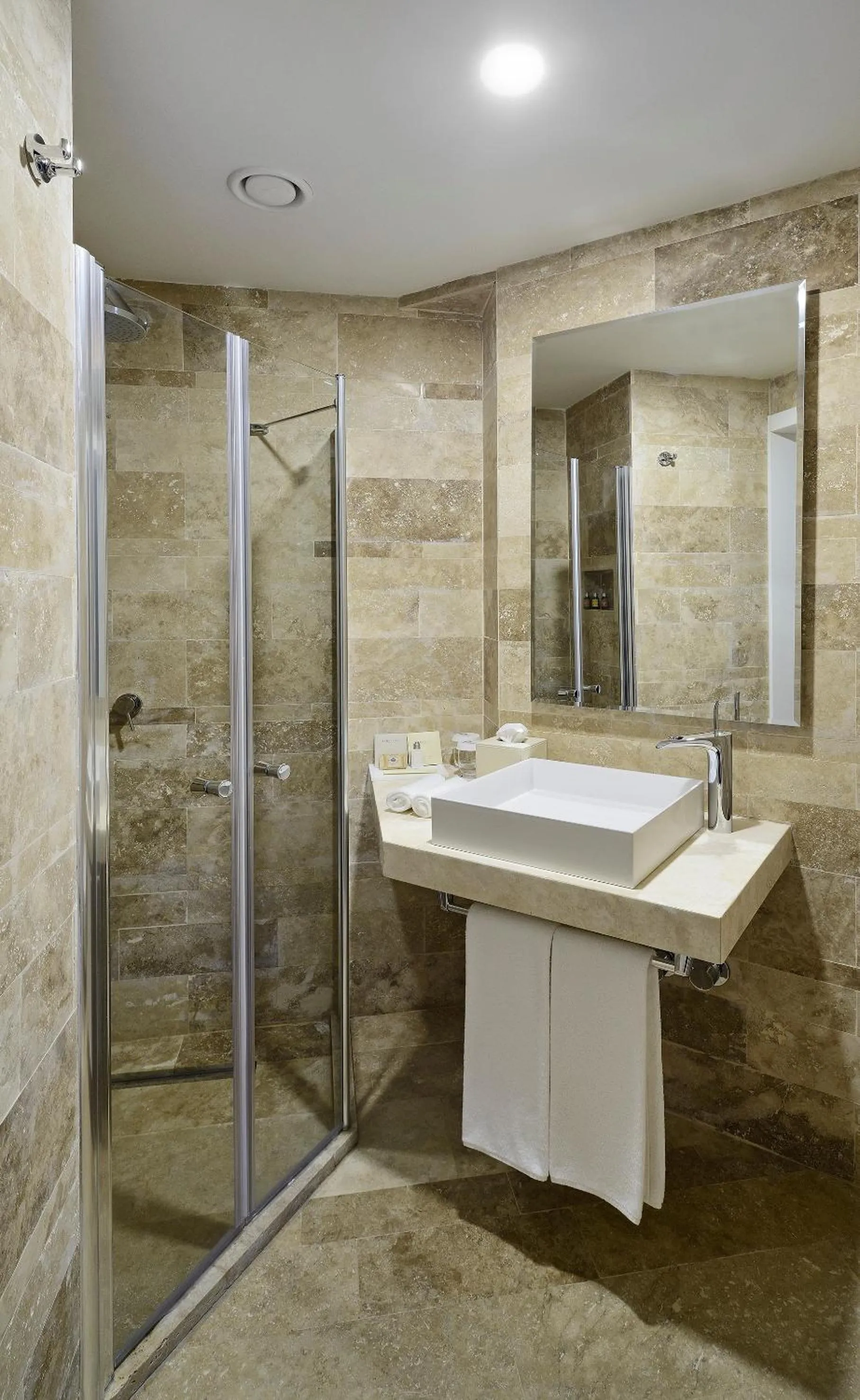 Bathroom in Yalikavak Marina Garden Hotel