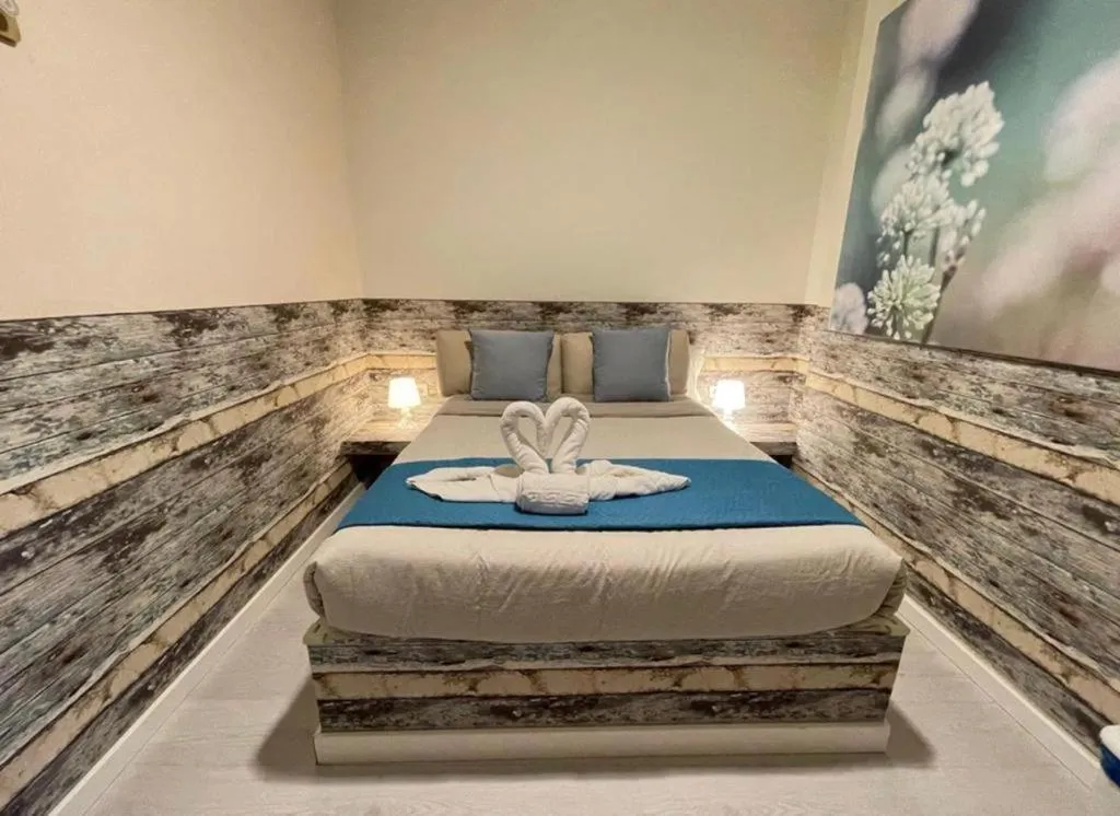 Bed in VALENCIA SUITS YOU Centro Histórico, Establecimiento Automatizado-Fast Auto Check in&Out, Solo para Adultos-Adults only