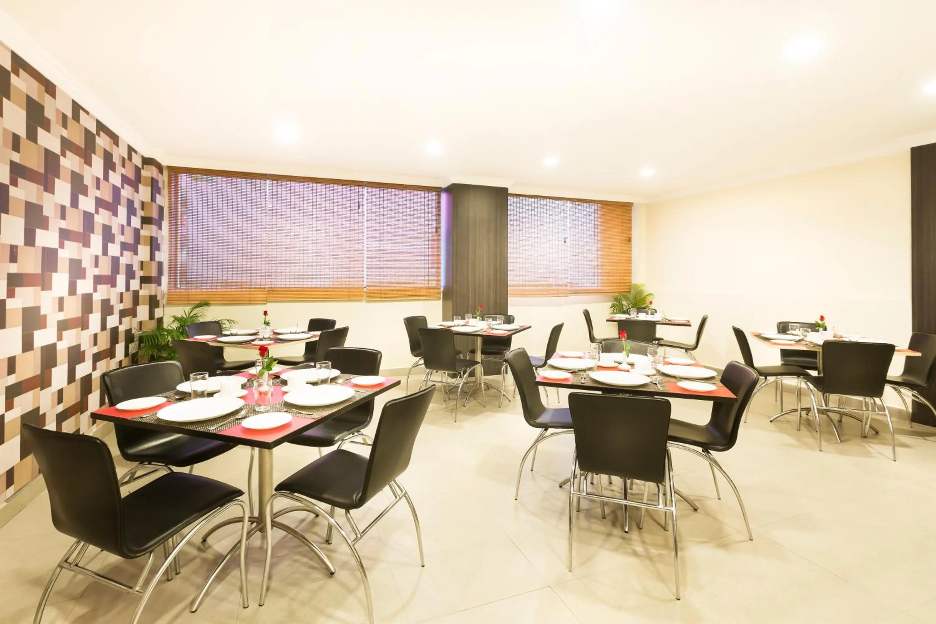 Restaurant/places to eat in The Lotus Apartment hotel, Burkit Road