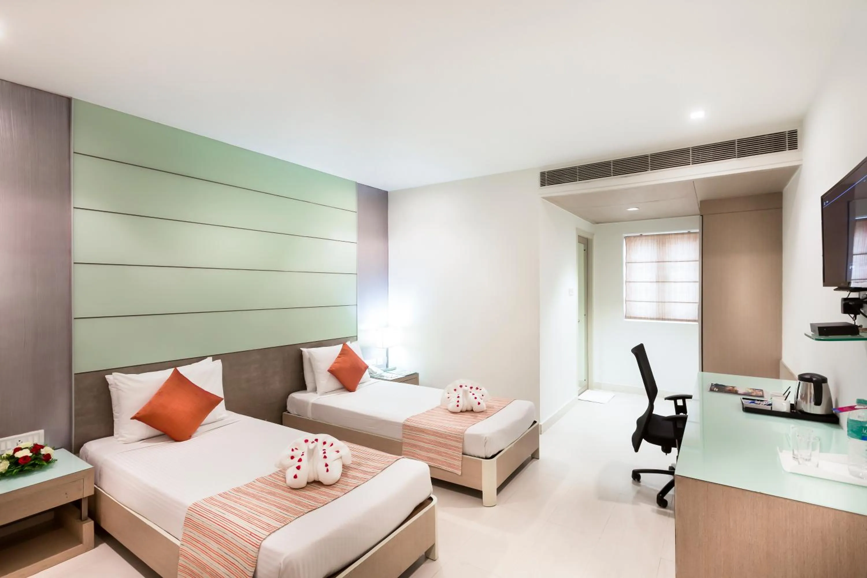 Bed in The Lotus Apartment hotel, Burkit Road