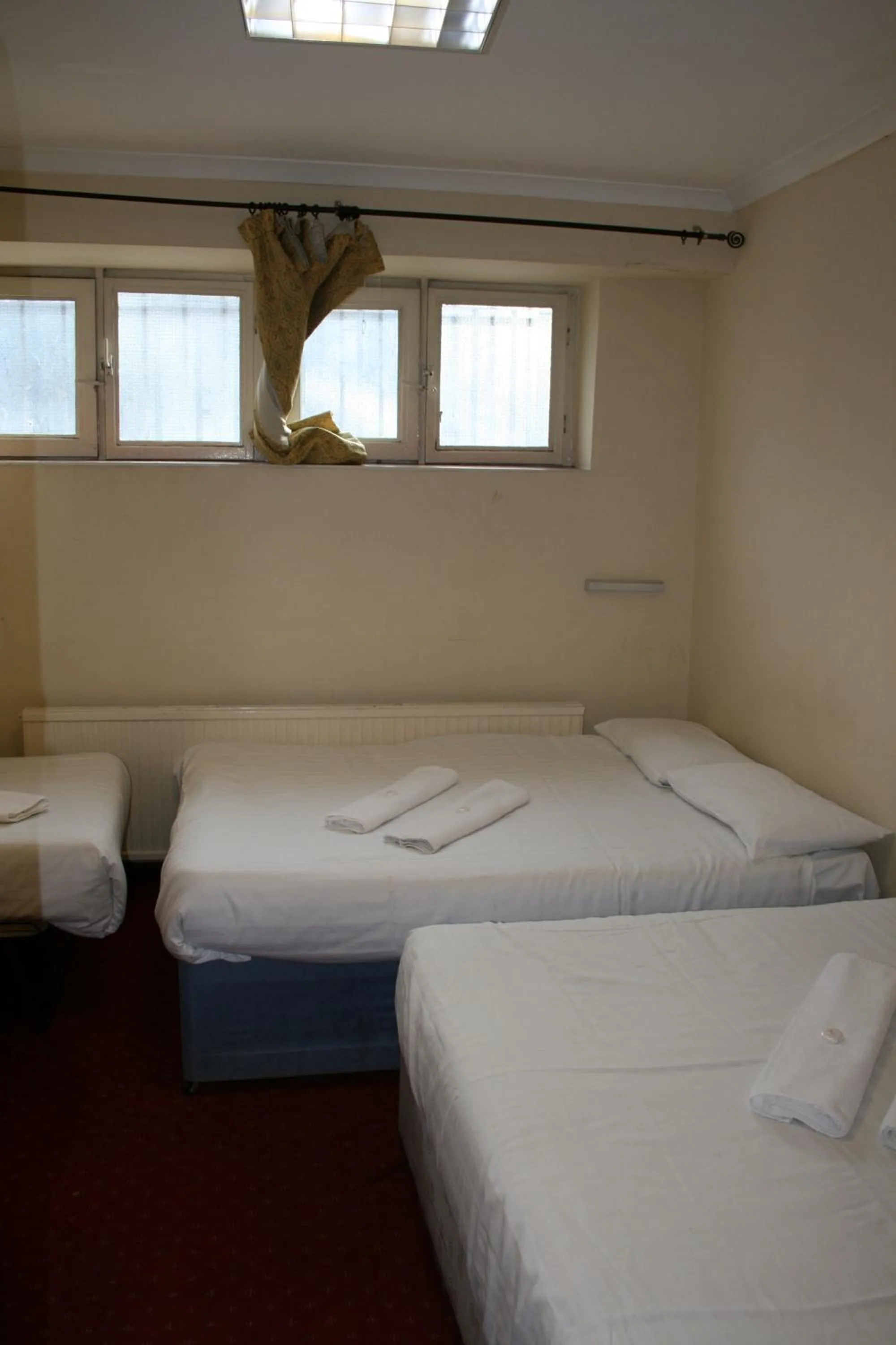 Quadruple Room in Hotel Olympia