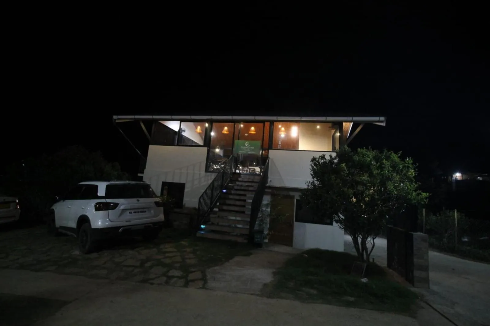 Restaurant/places to eat in Cleveland Resorts Kanthalloor