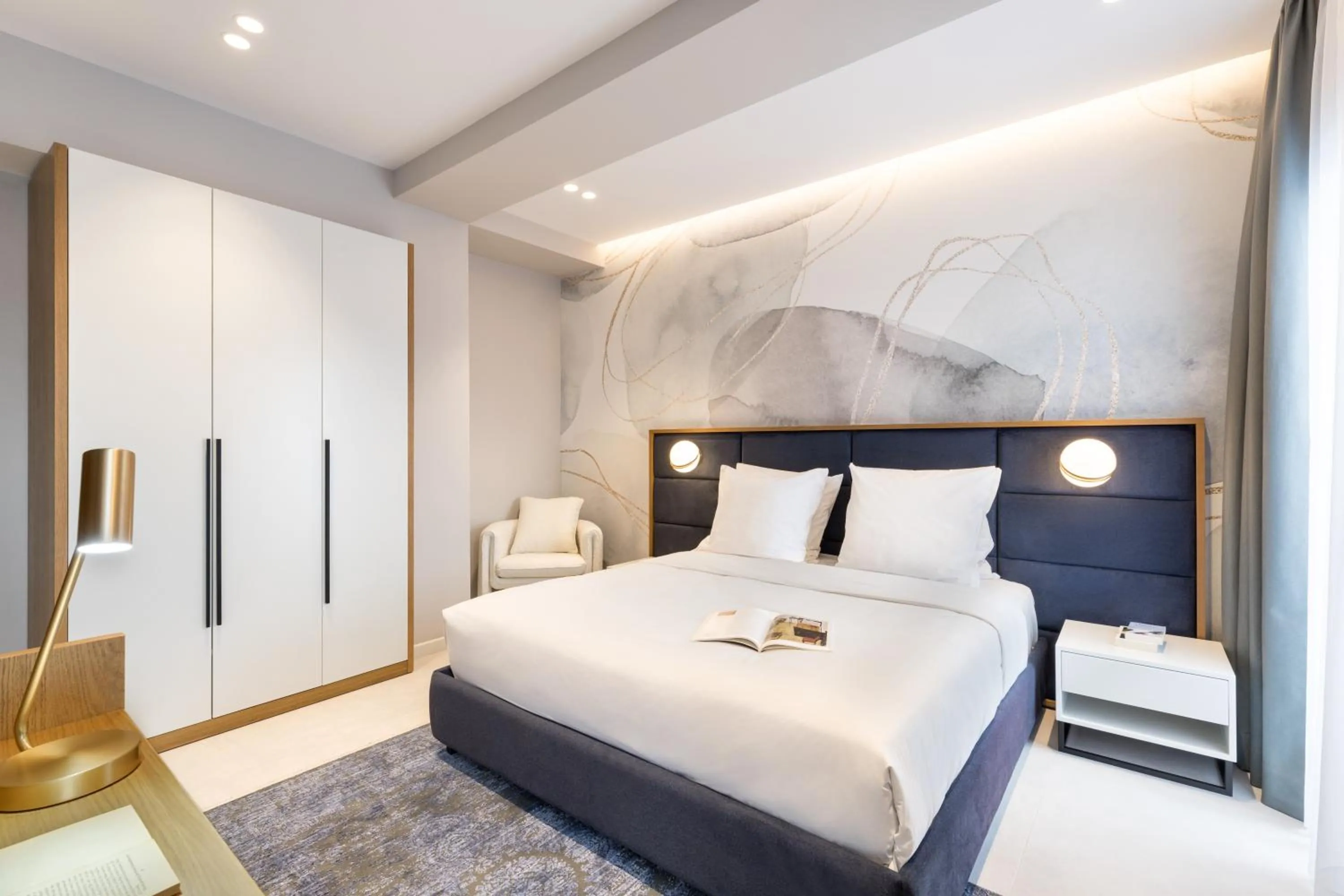 Bed in Mercure Tirana