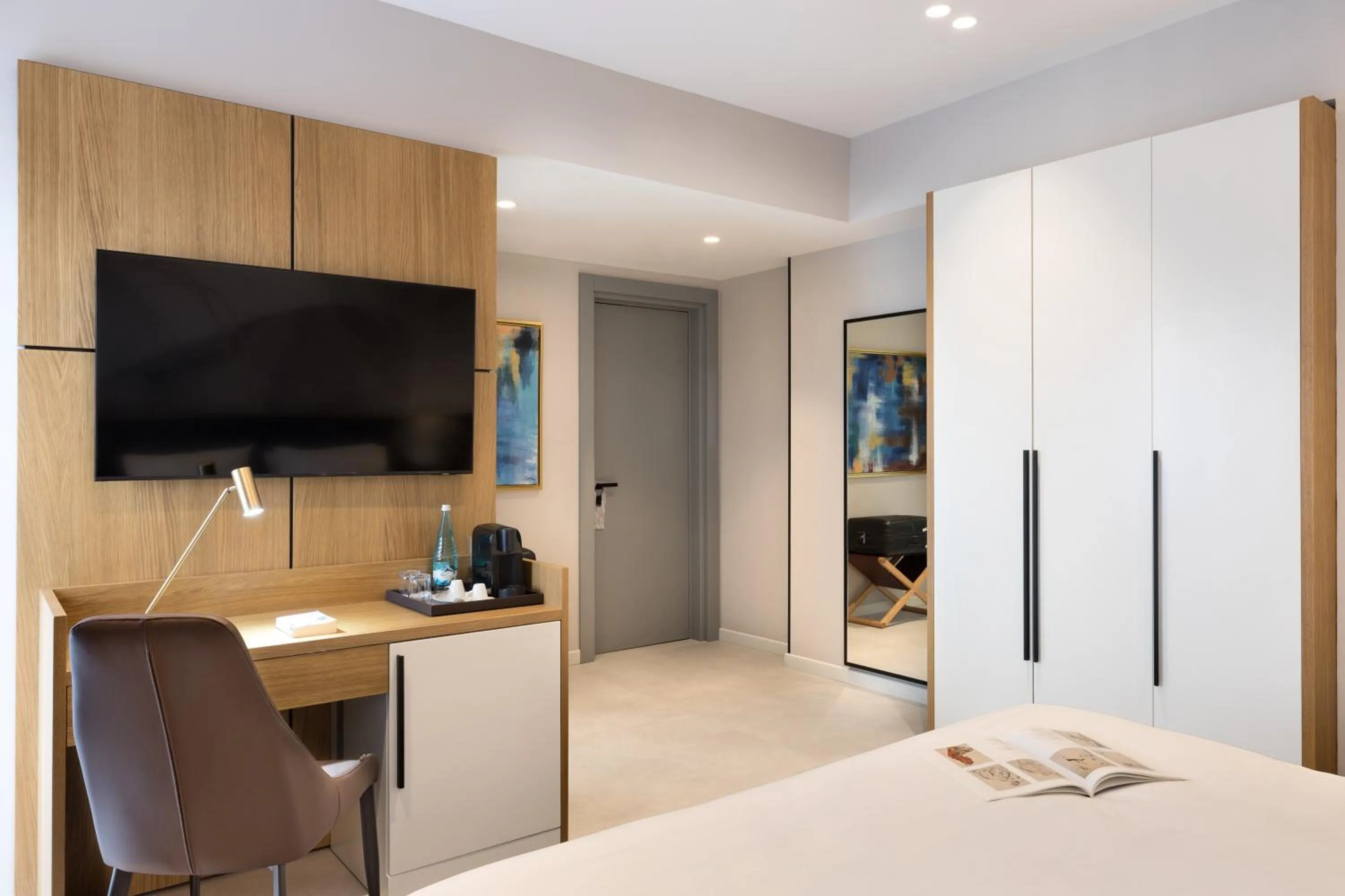 TV and multimedia, Bed in Mercure Tirana