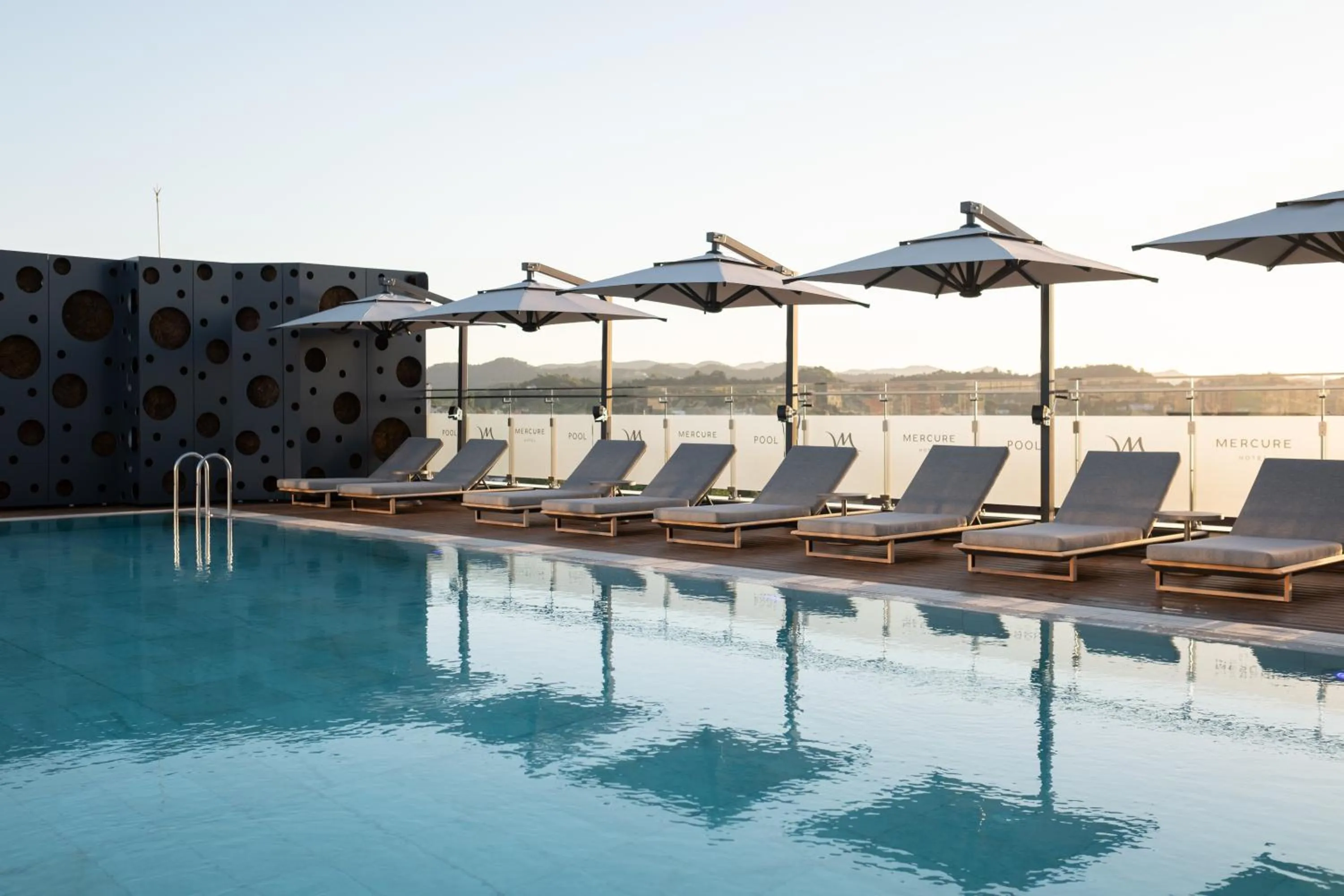 Swimming pool in Mercure Tirana