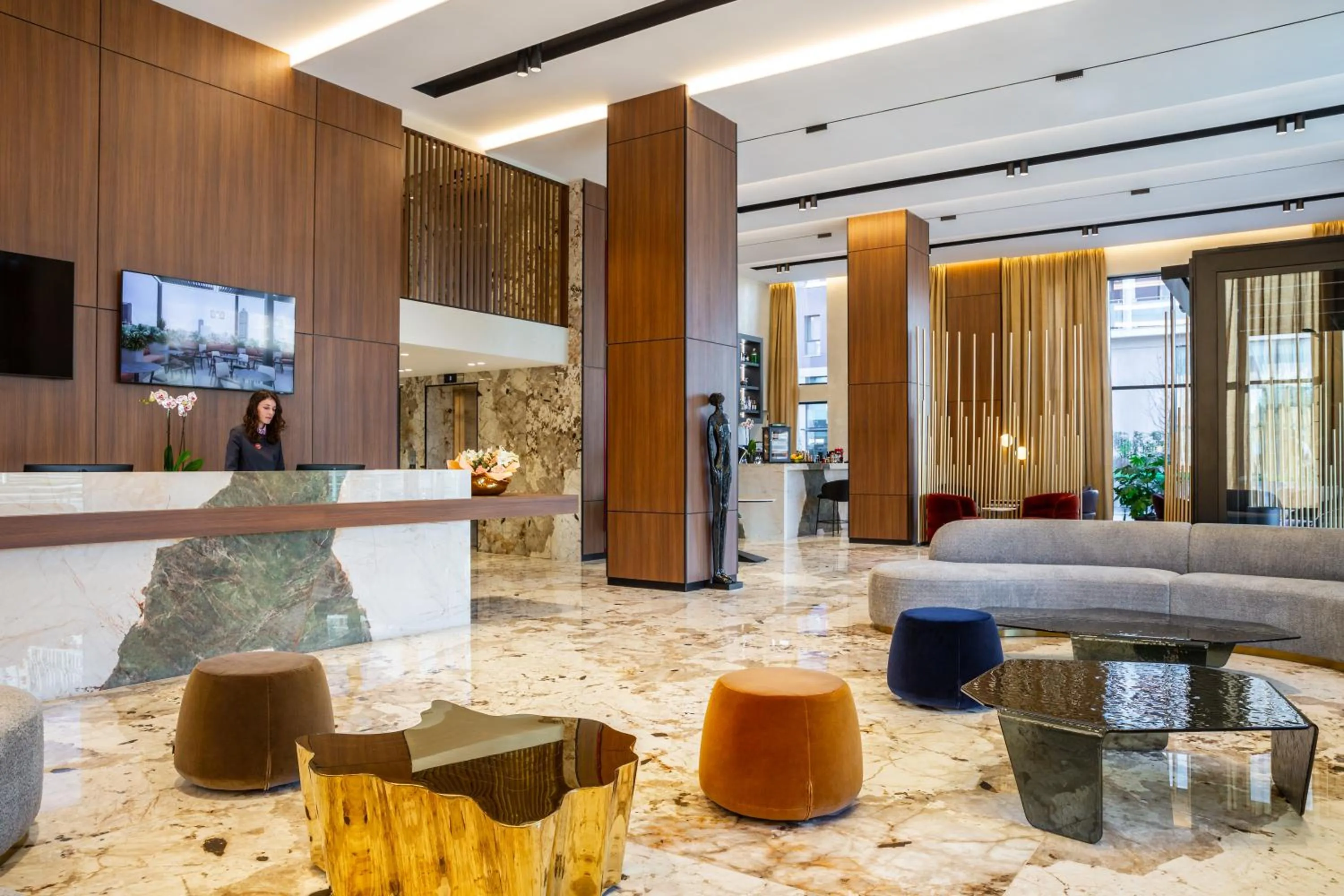 Lobby or reception in Mercure Tirana