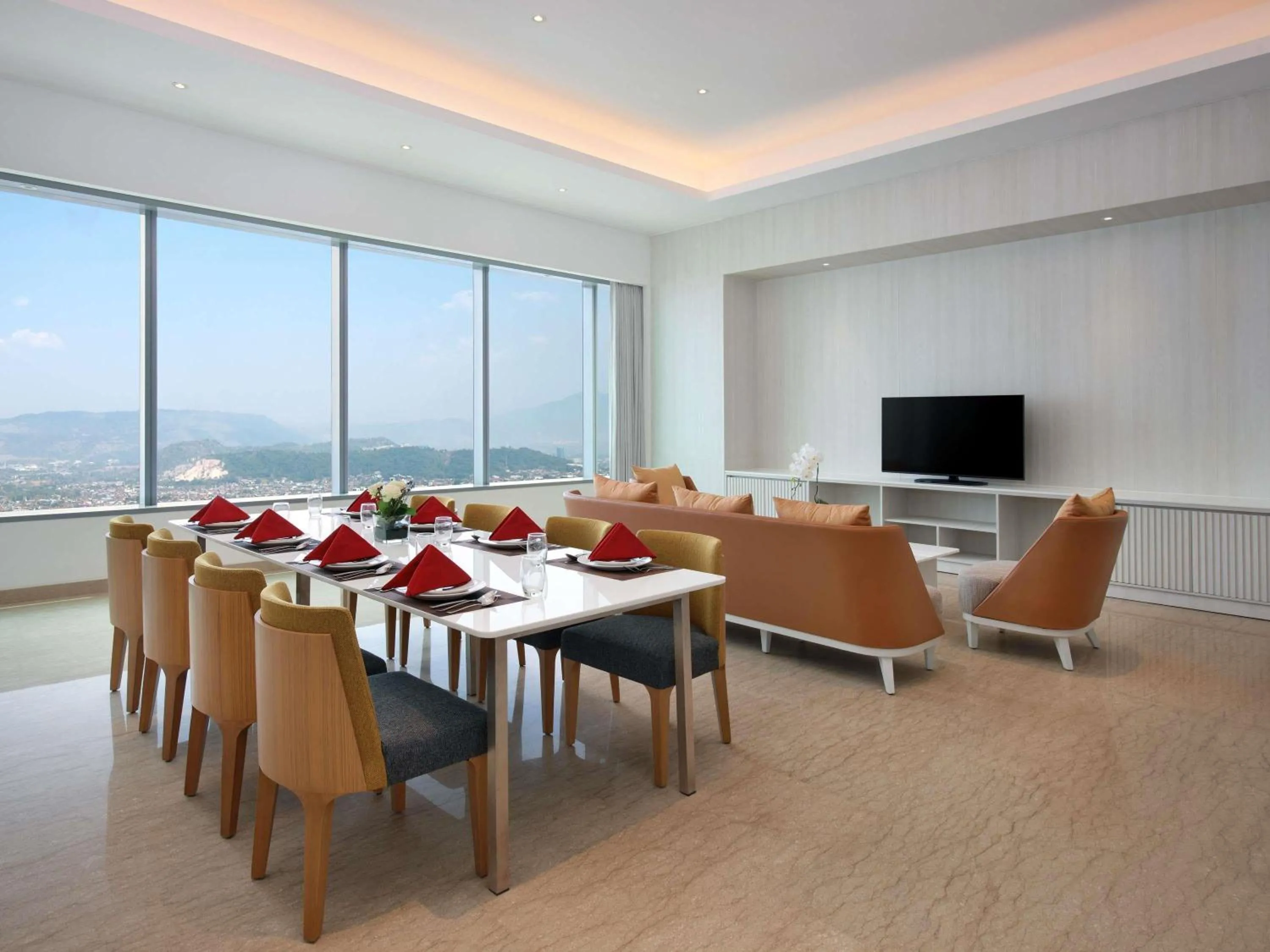 Bedroom in Grand Mercure Lampung