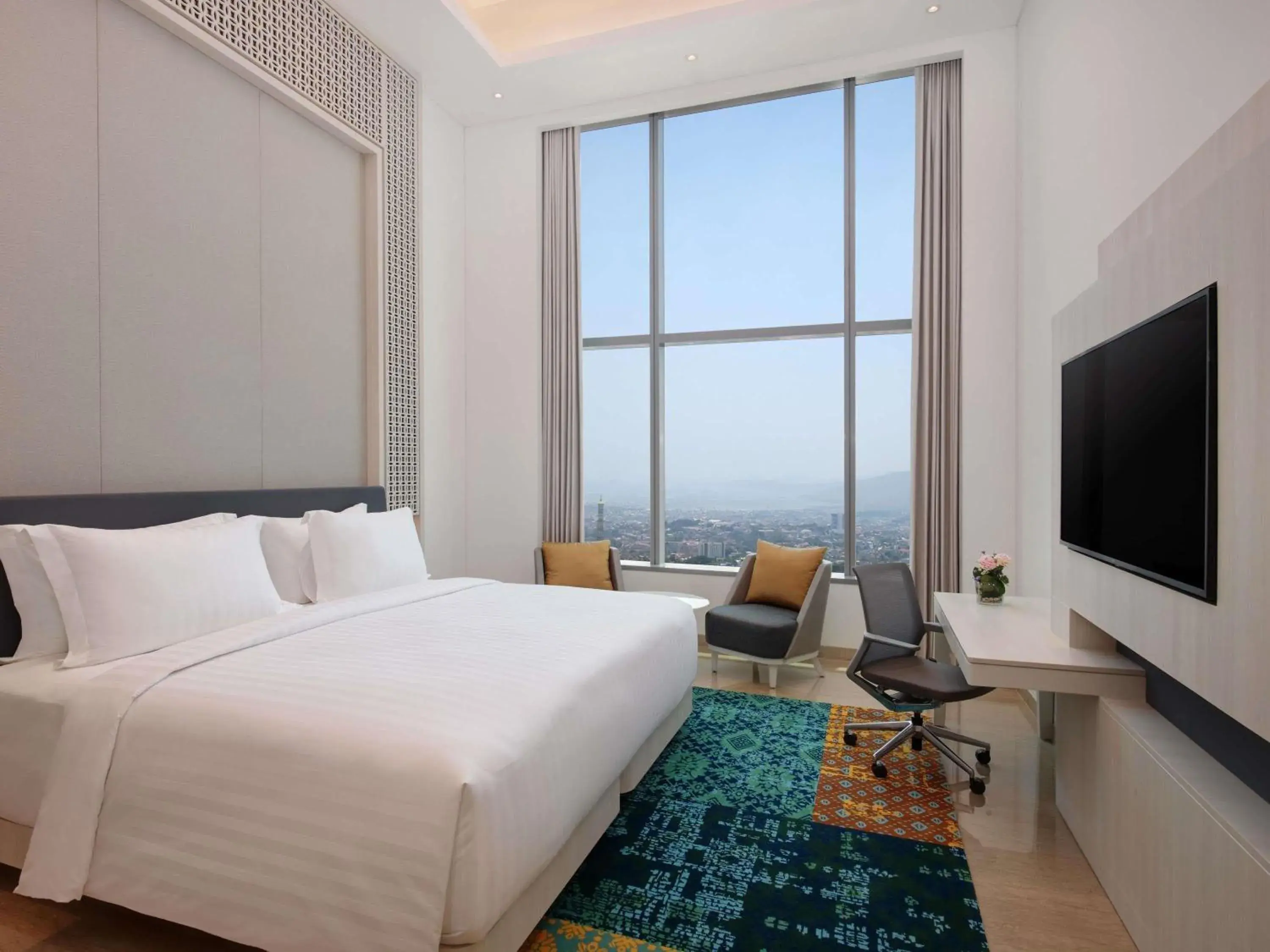 Grand Deluxe King Room with Moutain and City View in Grand Mercure Lampung Grand Deluxe King Room with Moutain and City View in Grand Mercure Lampung