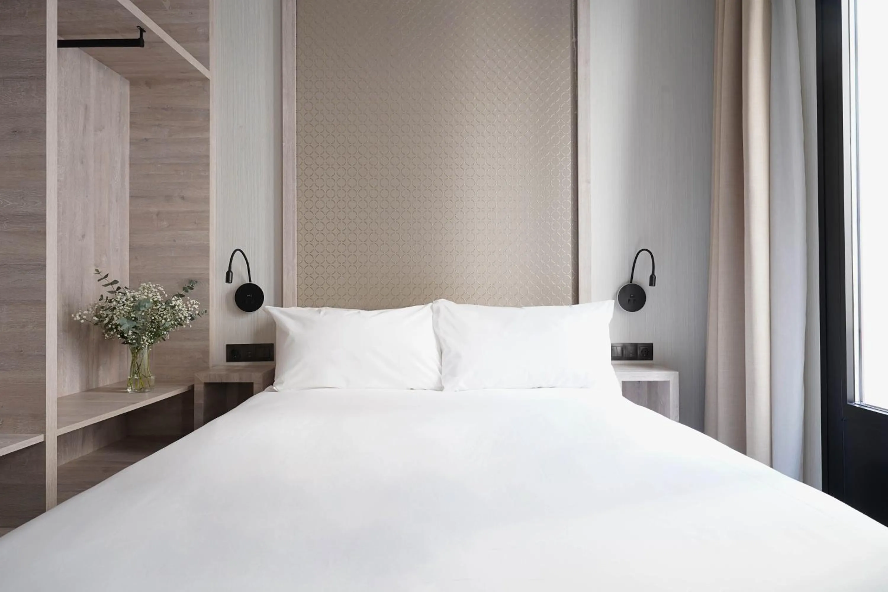 Bed in Numa Madrid Luna