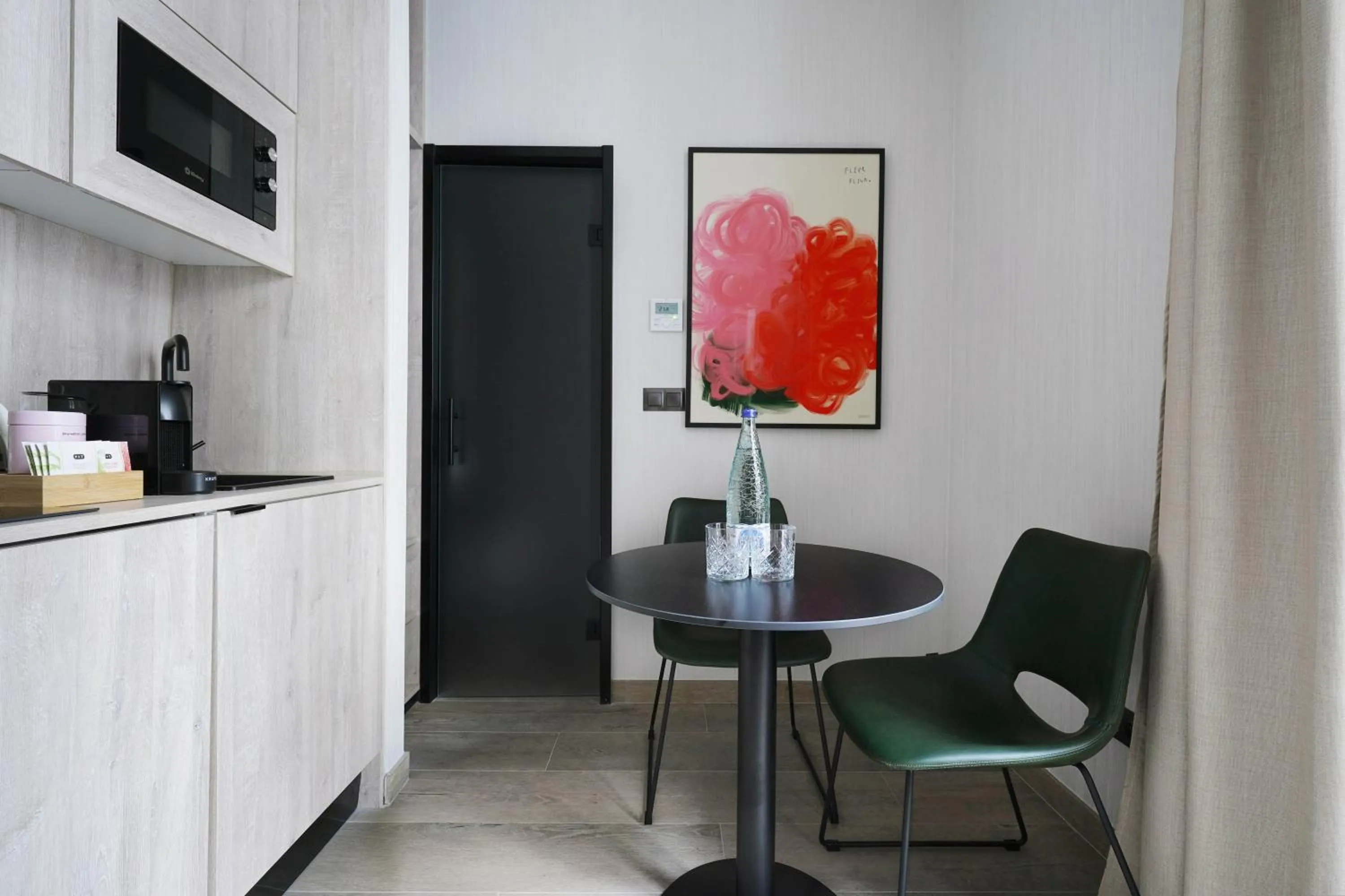Kitchen or kitchenette in Numa Madrid Luna