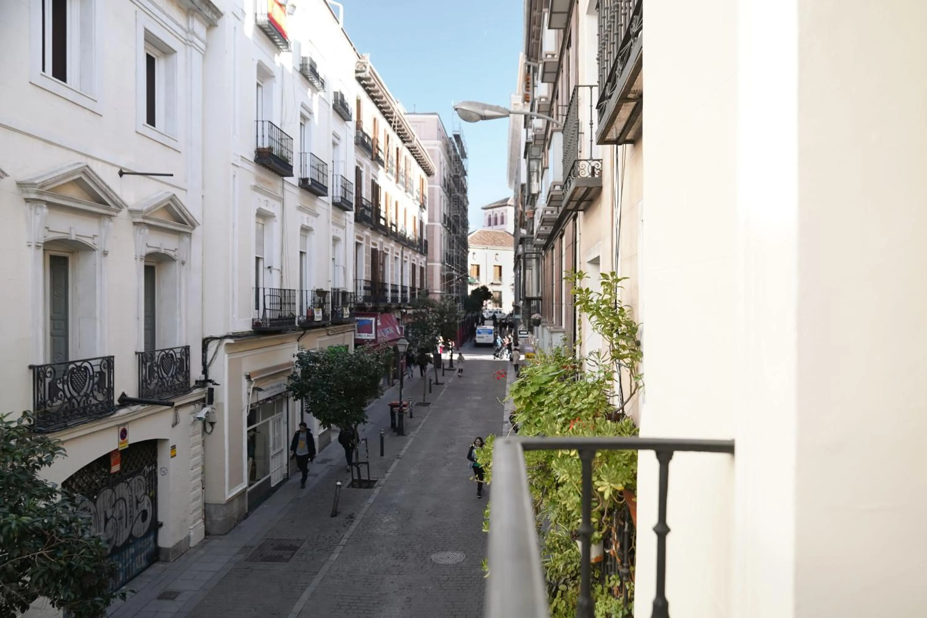 Street view in Numa Madrid Luna
