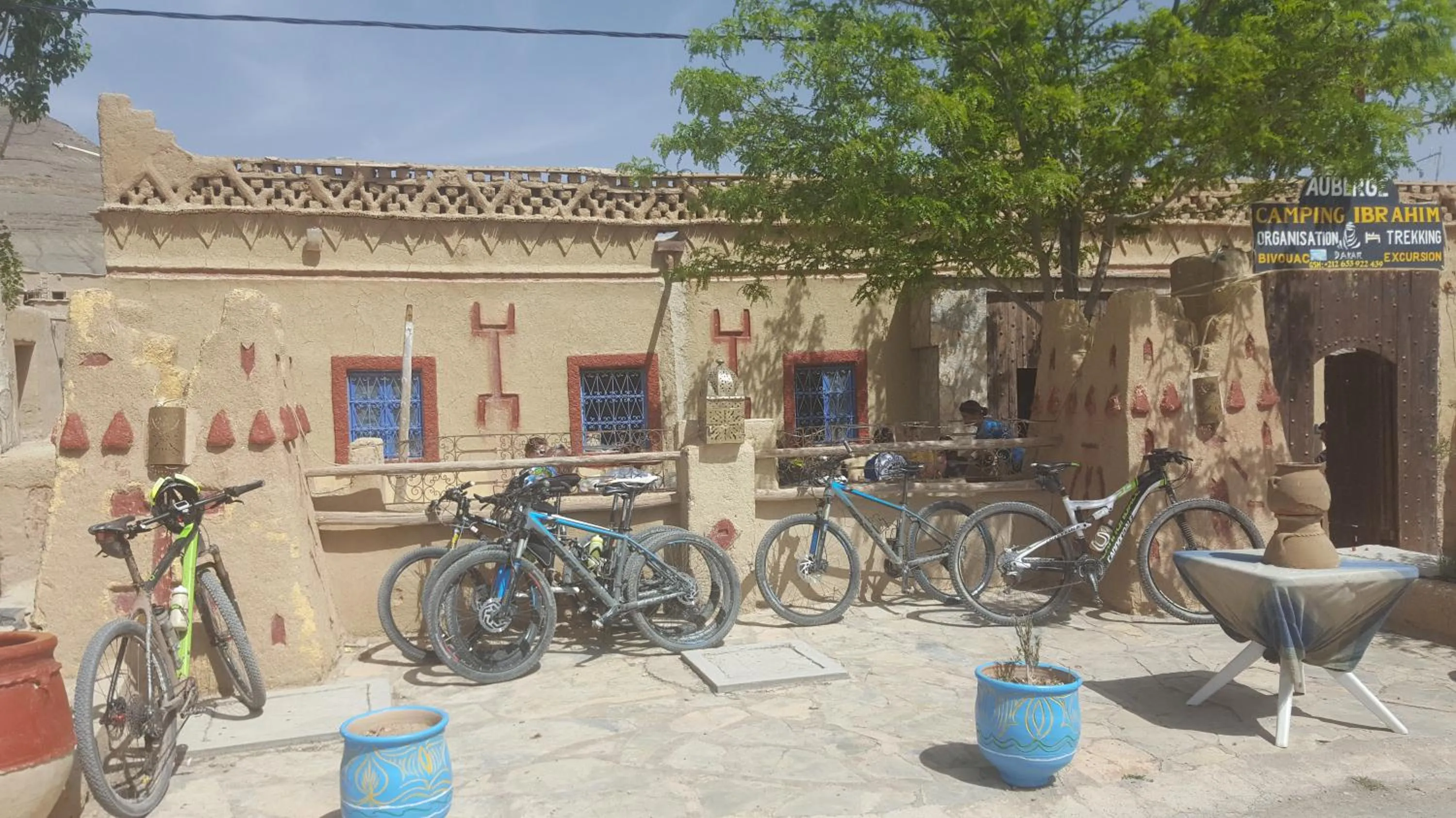 Property building in Auberge Ibrahim