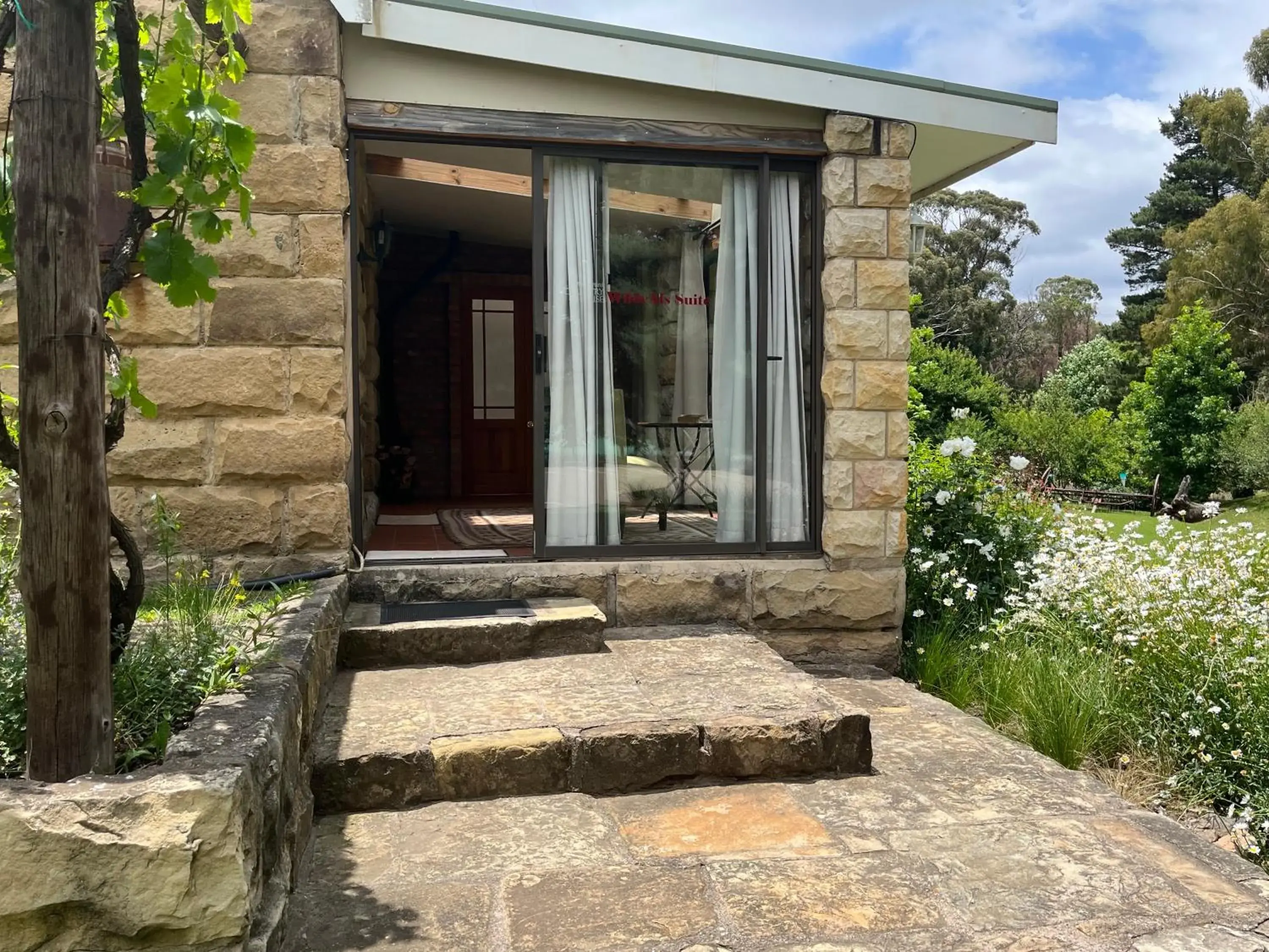 One-Bedroom Apartment - single occupancy in The Clarens Country House One-Bedroom Apartment - single occupancy in The Clarens Country House