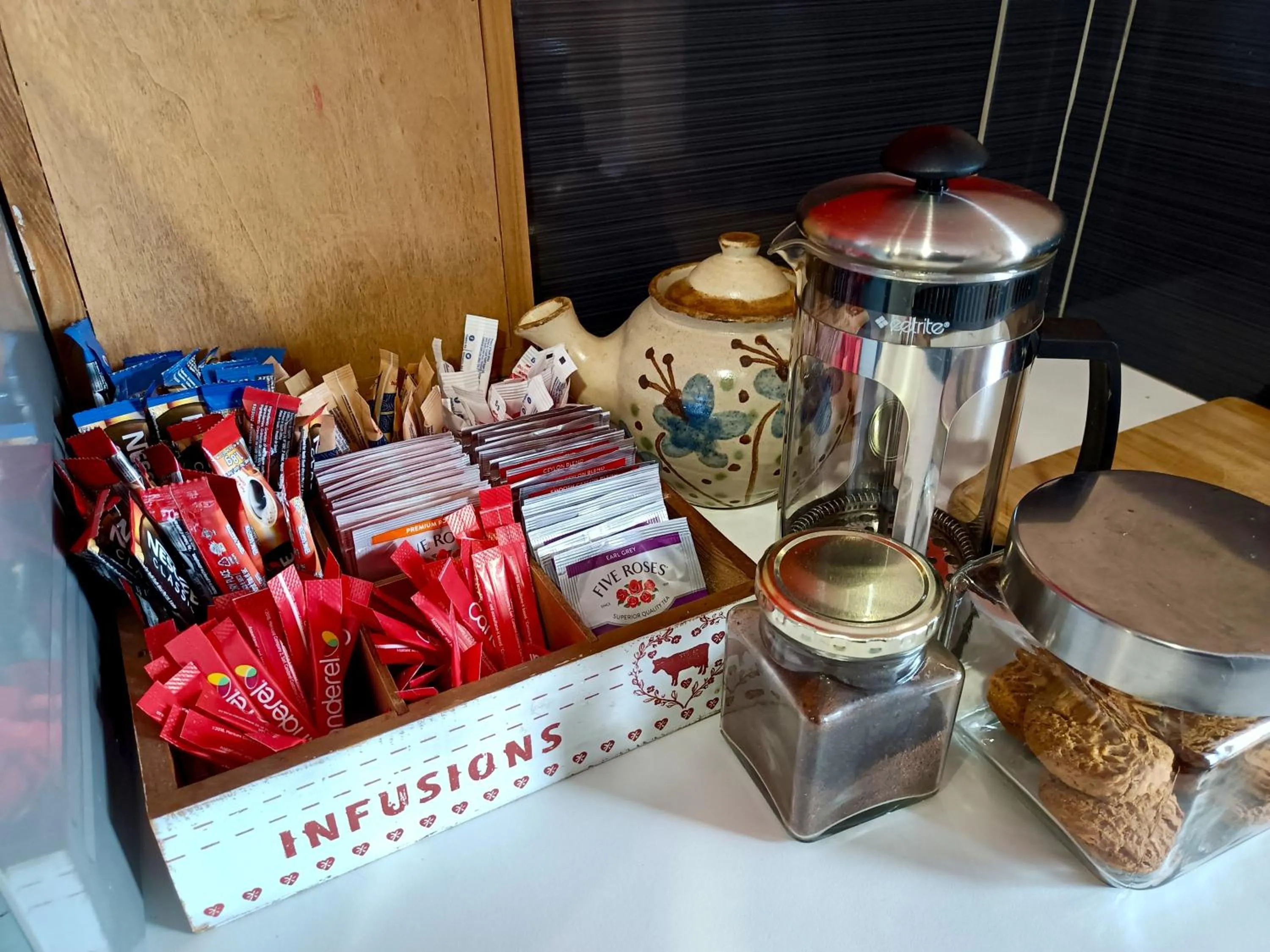 Coffee/tea facilities in The Clarens Country House