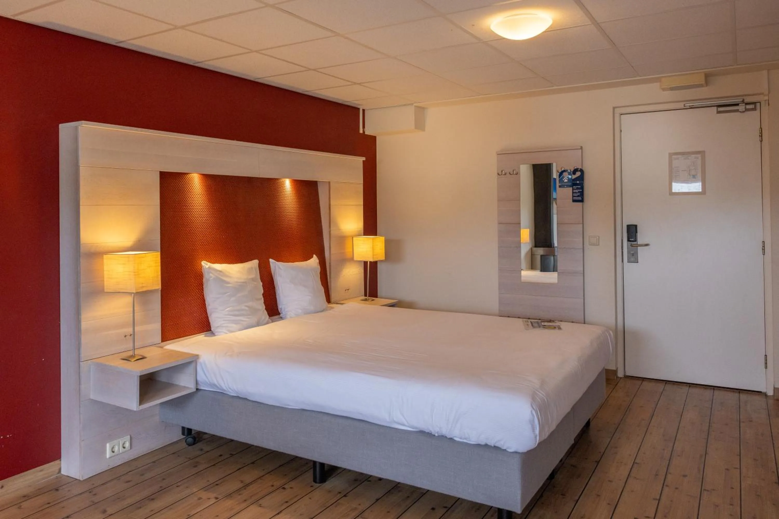 Bedroom, Bed in Fletcher Hotel - Restaurant de Cooghen