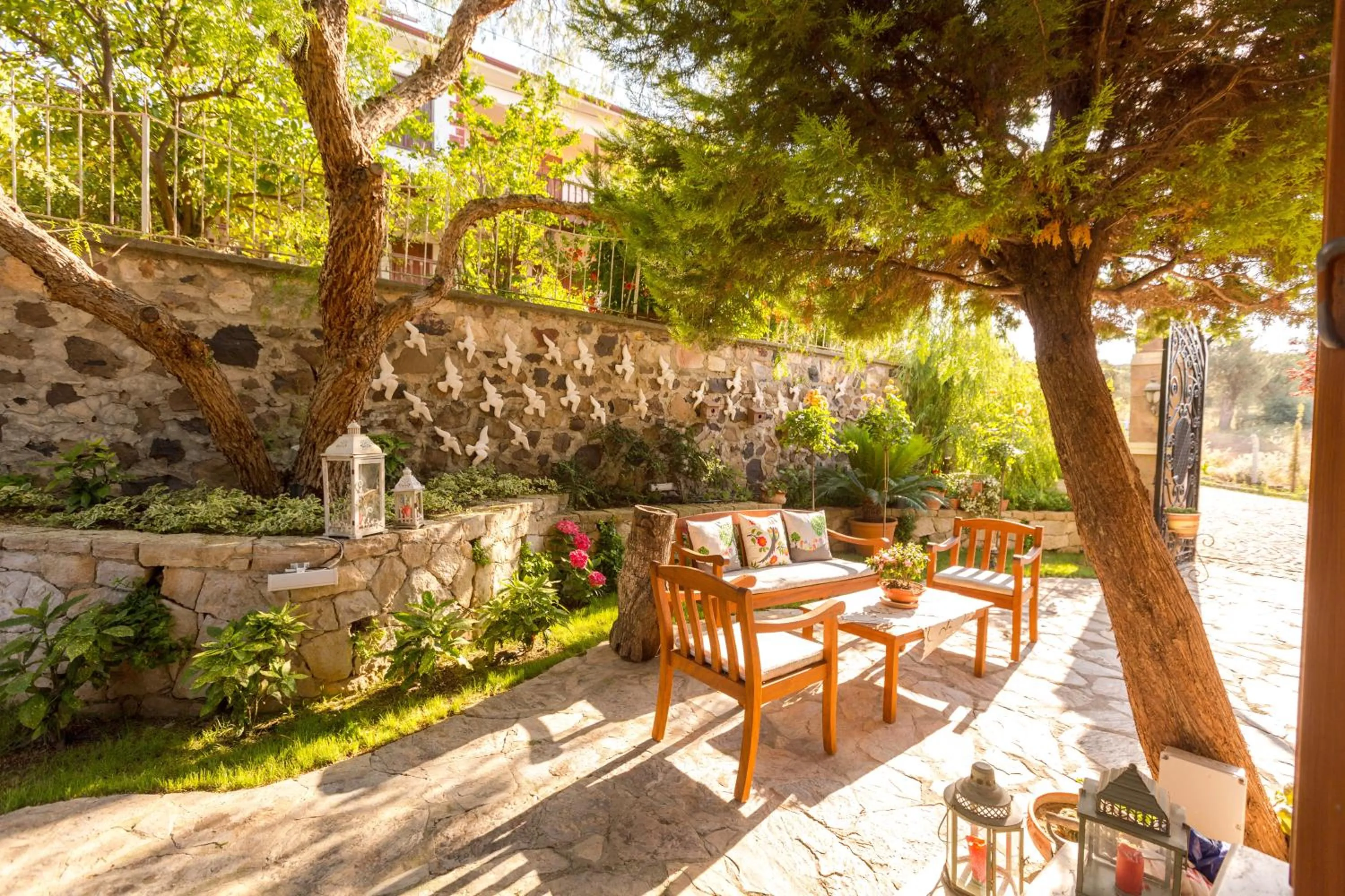 Facade/entrance in Cunda Esen Hotel