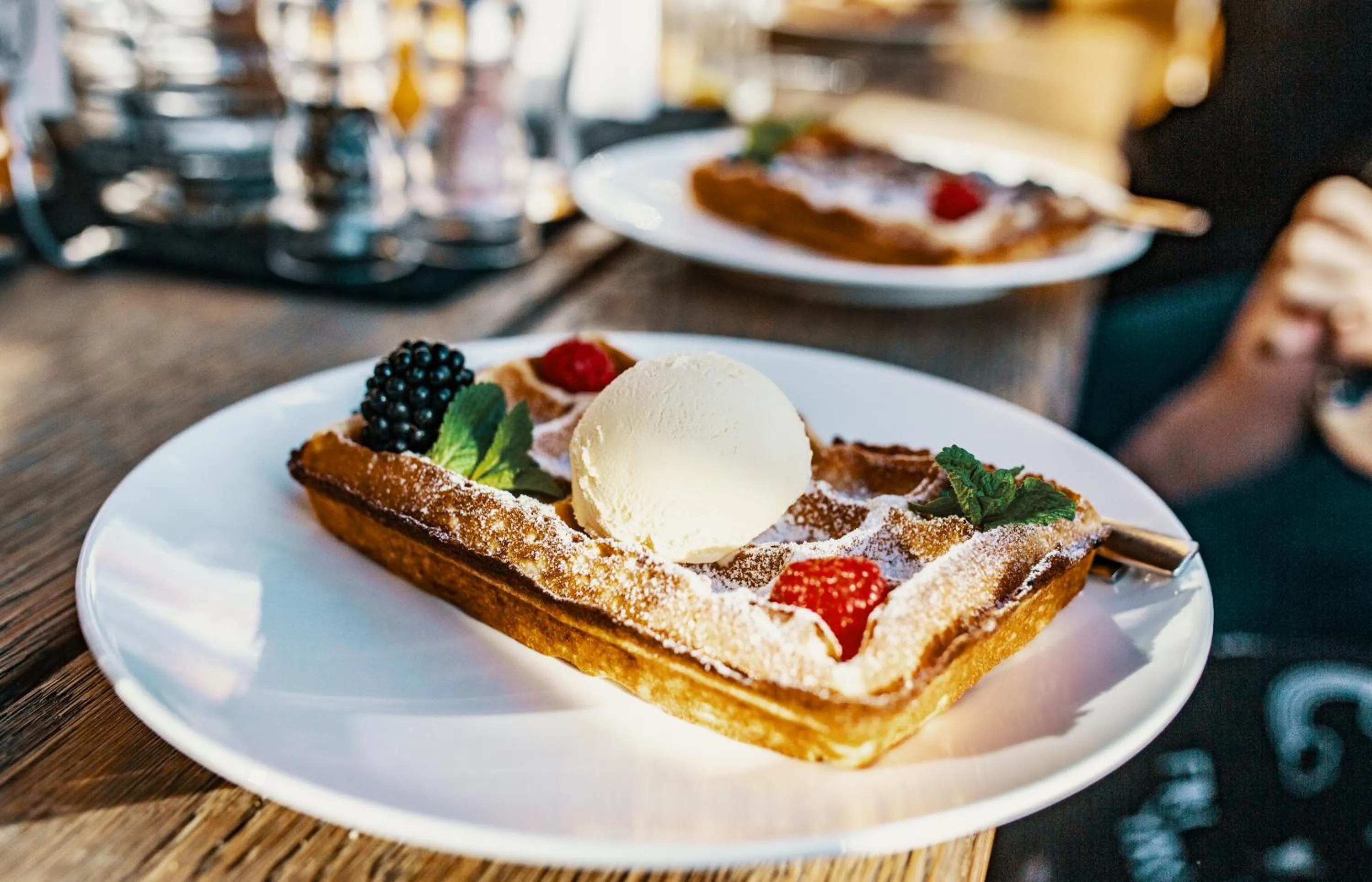 Restaurant/places to eat in THOMSN Central Hotel & Appartements