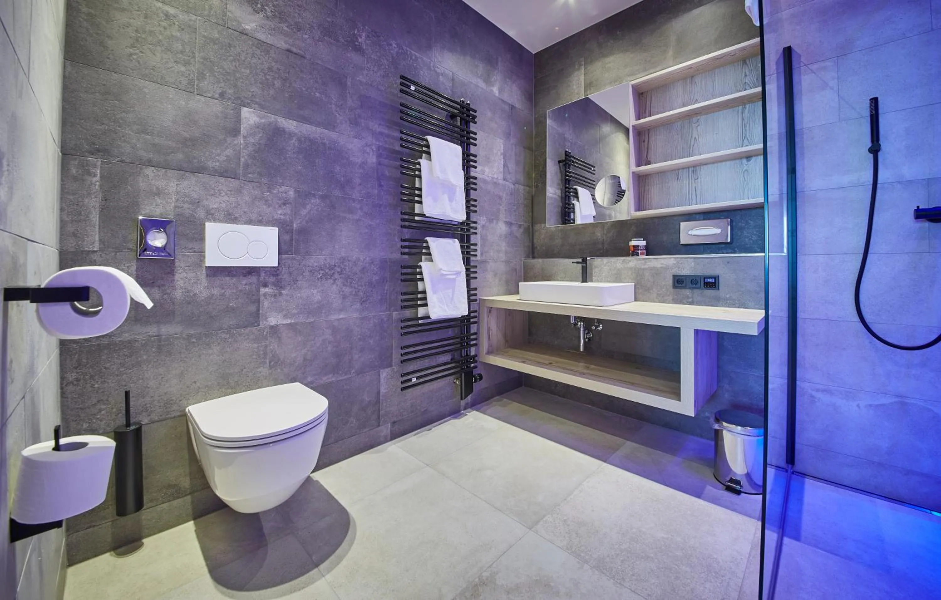 Bathroom in THOMSN Central Hotel & Appartements