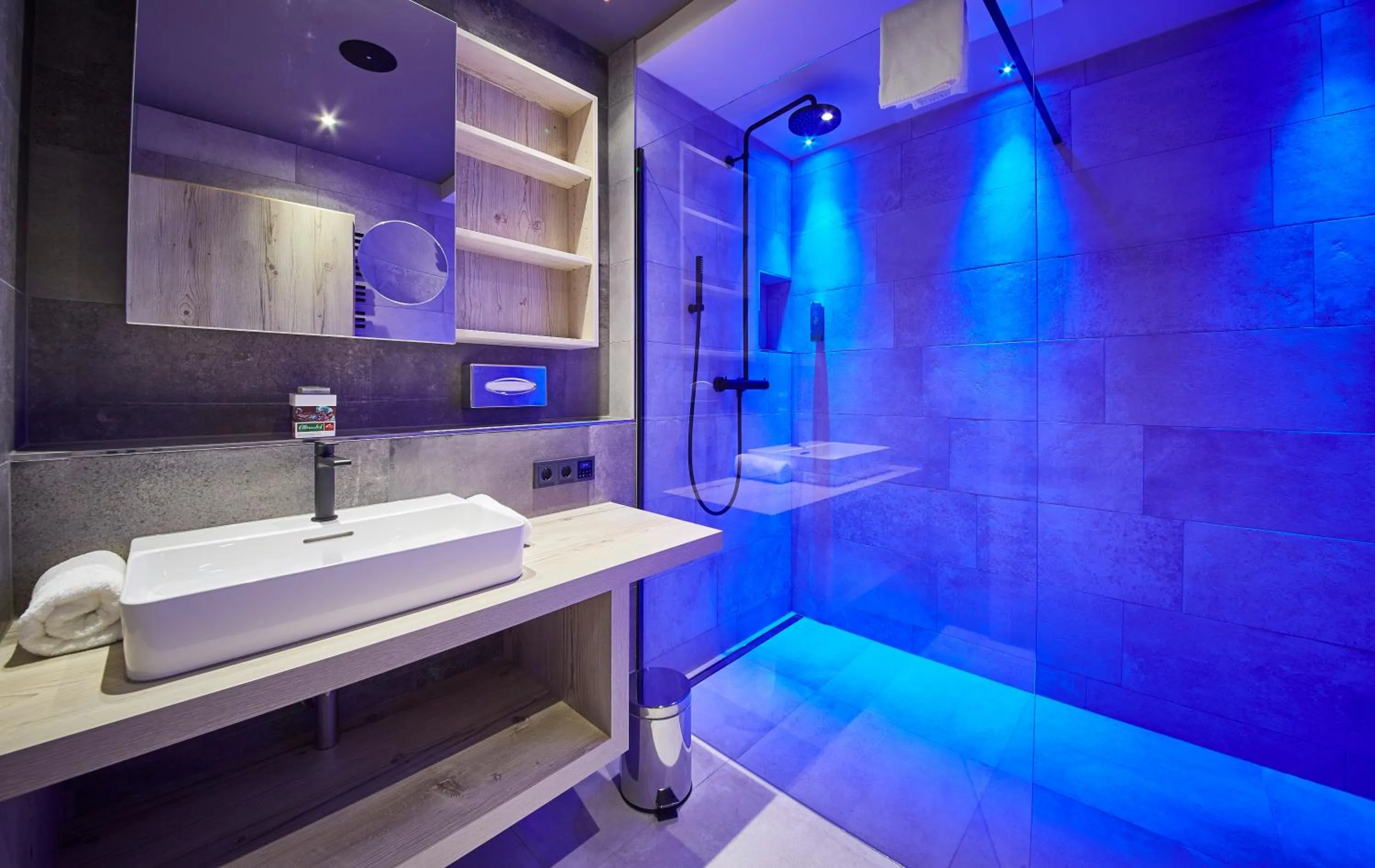 Photo of the whole room in THOMSN Central Hotel & Appartements