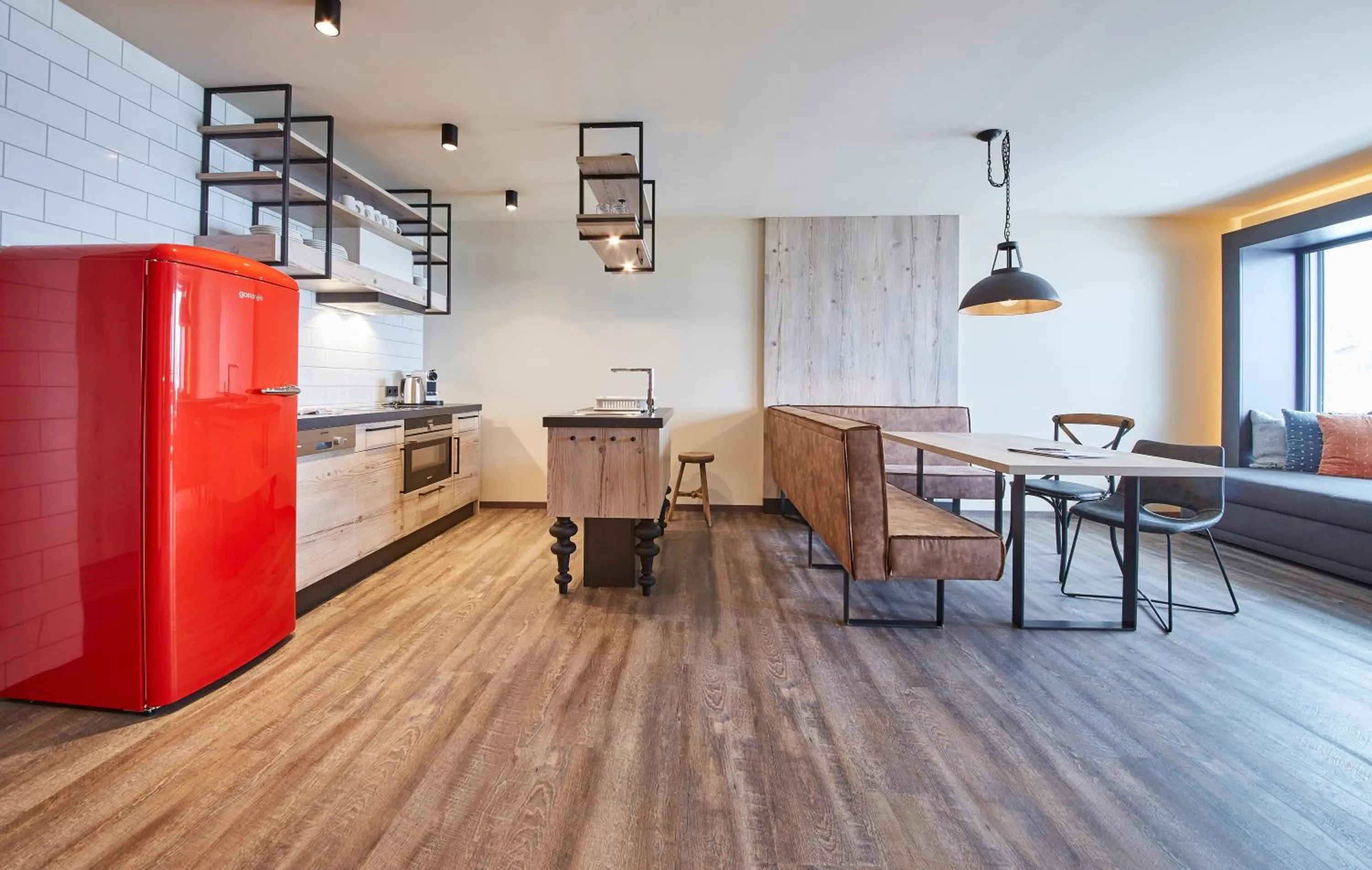 Kitchen or kitchenette in THOMSN Central Hotel & Appartements