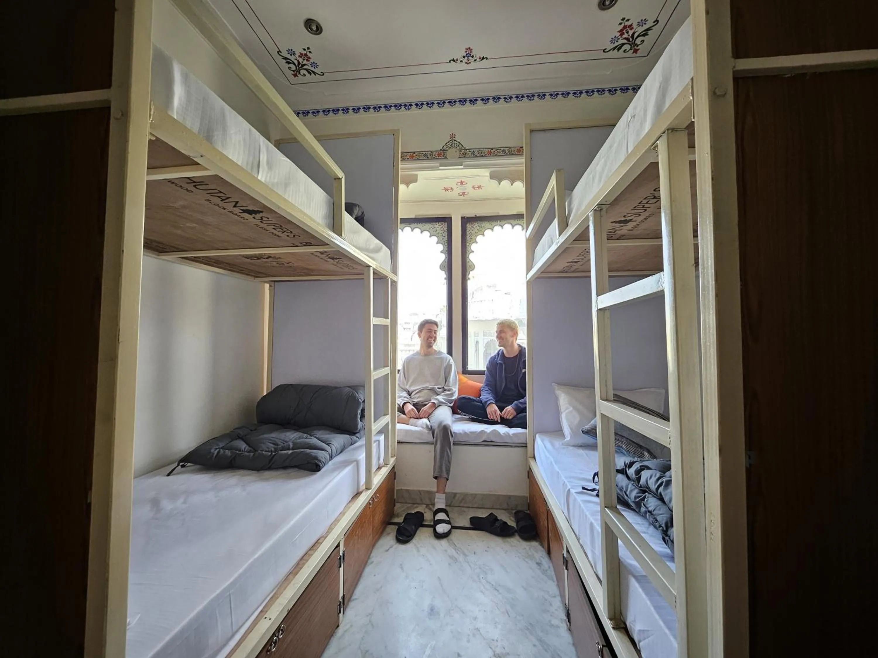 bunk bed, Bed in Madpackers Udaipur
