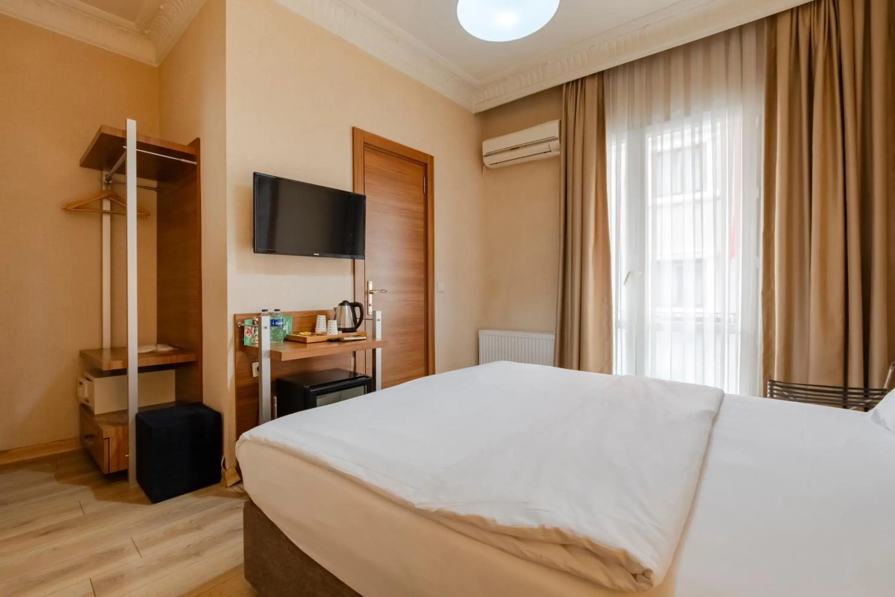 Standard Double or Twin Room in Sisli MLS Hotel Standard Double or Twin Room in Sisli MLS Hotel