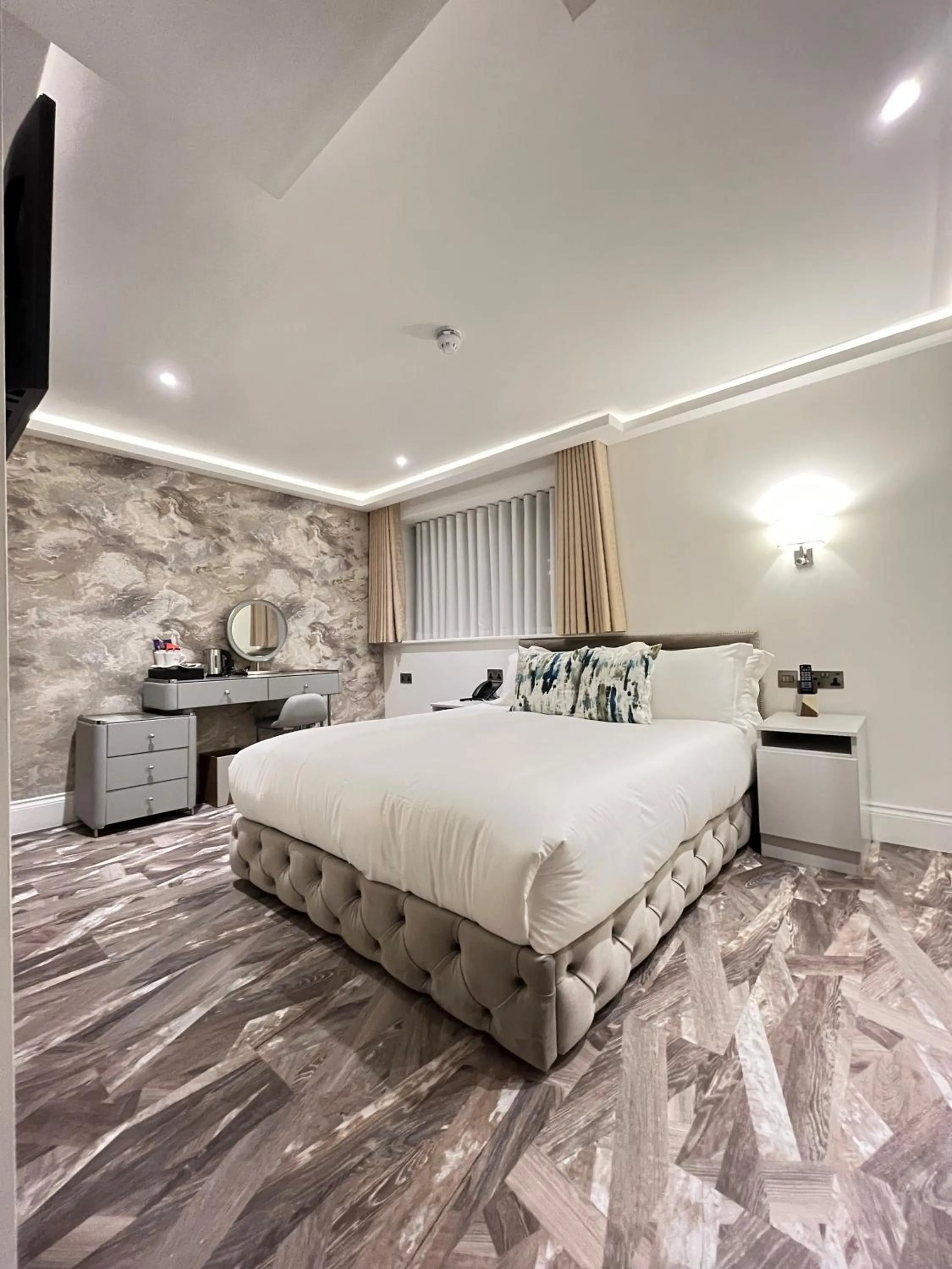 Bed in Philharmonic Hotel