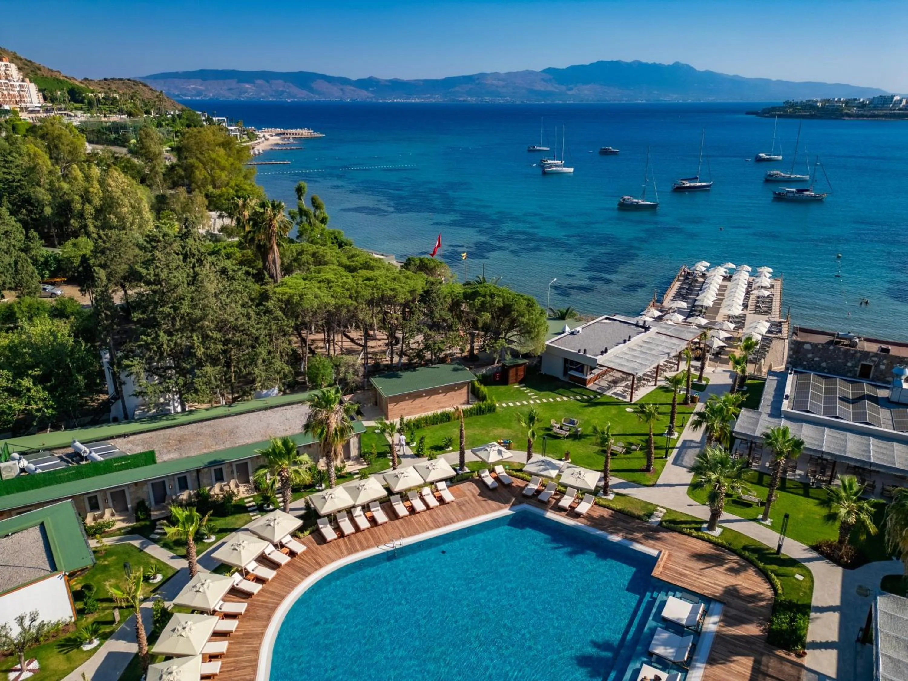 Swimming pool in Suum Bodrum Hotel & Beach - Adult Only