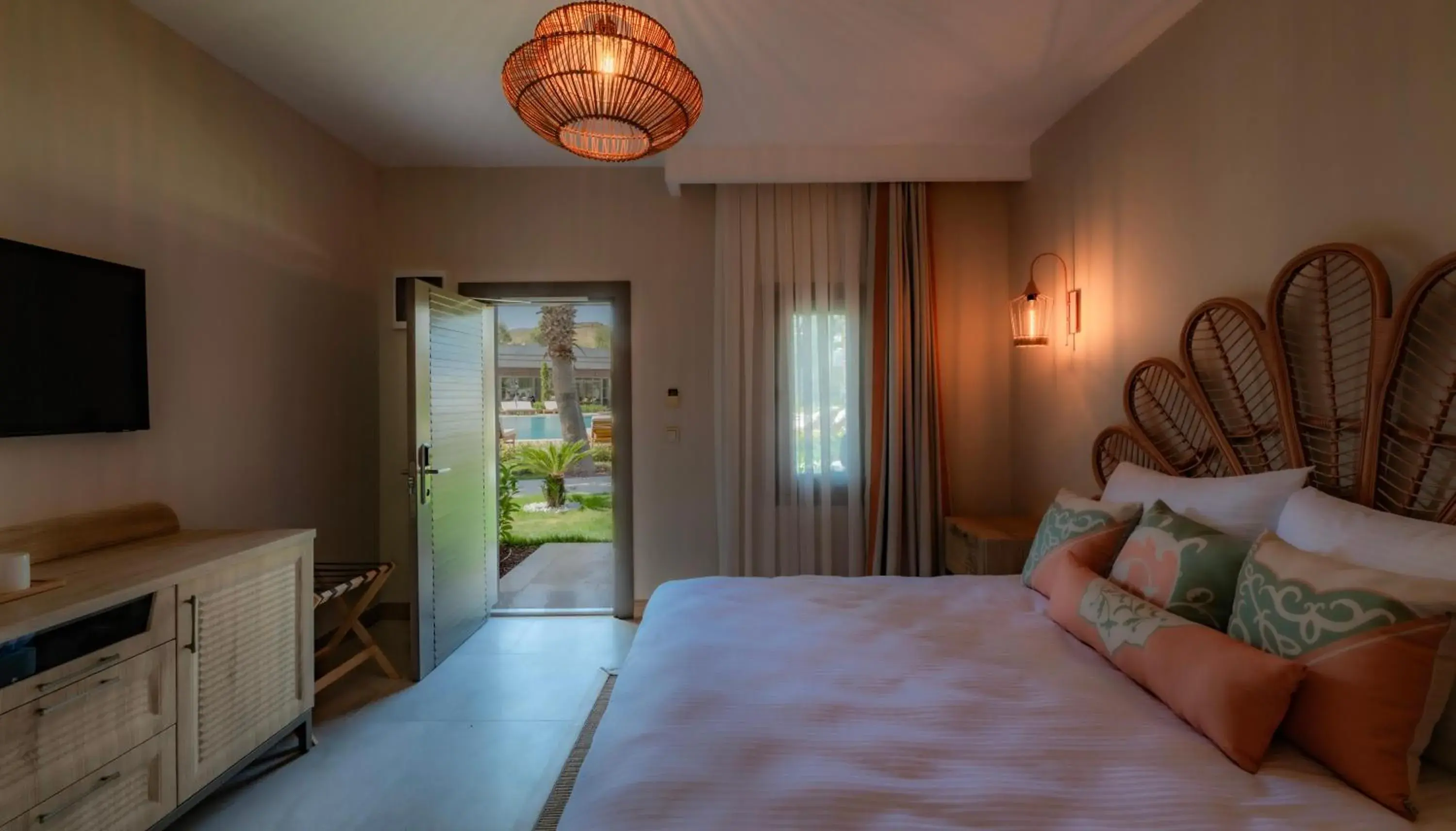 Double Room with Pool View in Suum Bodrum Hotel & Beach - Adult Only Double Room with Pool View in Suum Bodrum Hotel & Beach - Adult Only