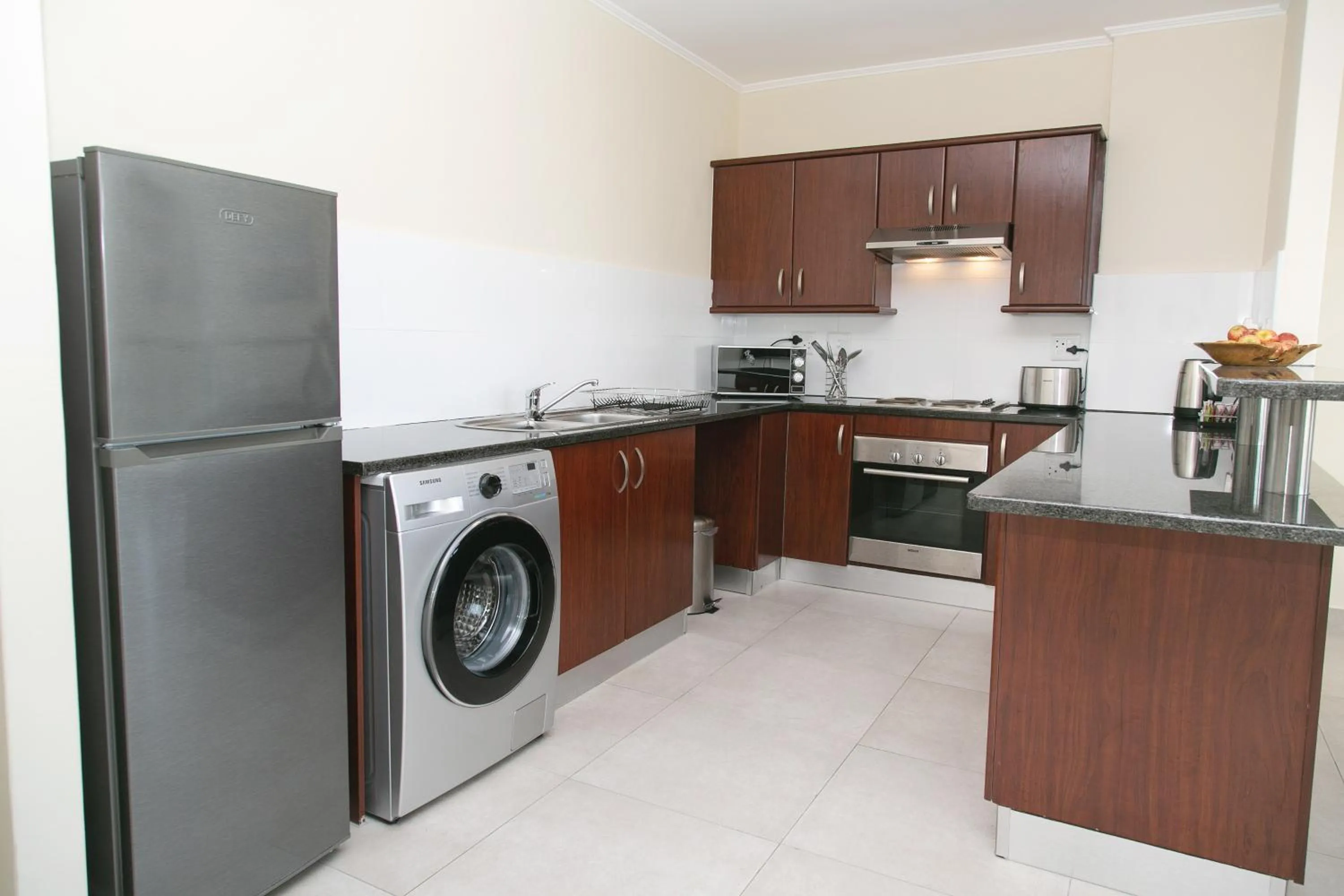 Kitchen or kitchenette in Island Club Hotel & Apartments