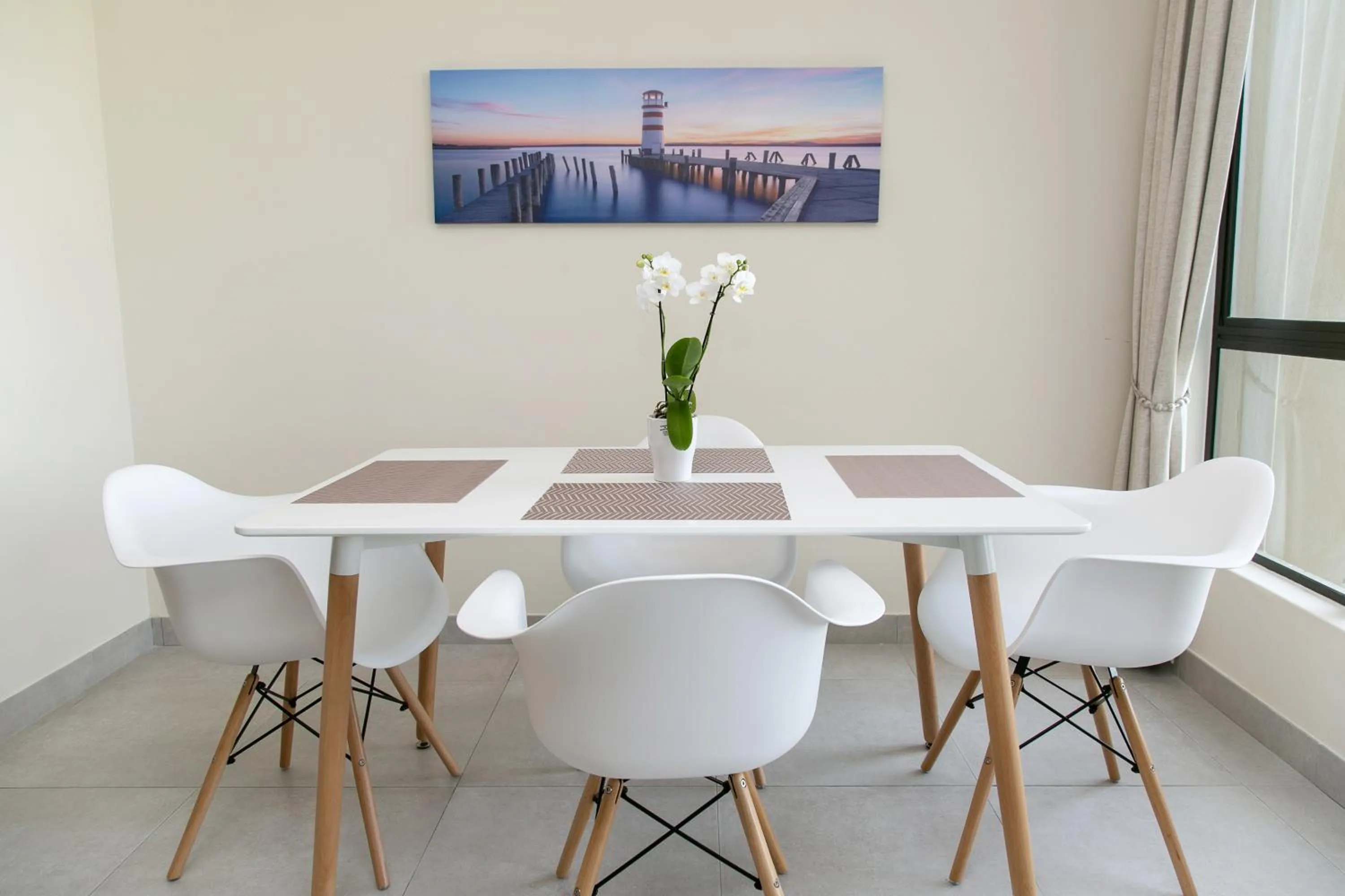 Dining area in Island Club Hotel & Apartments