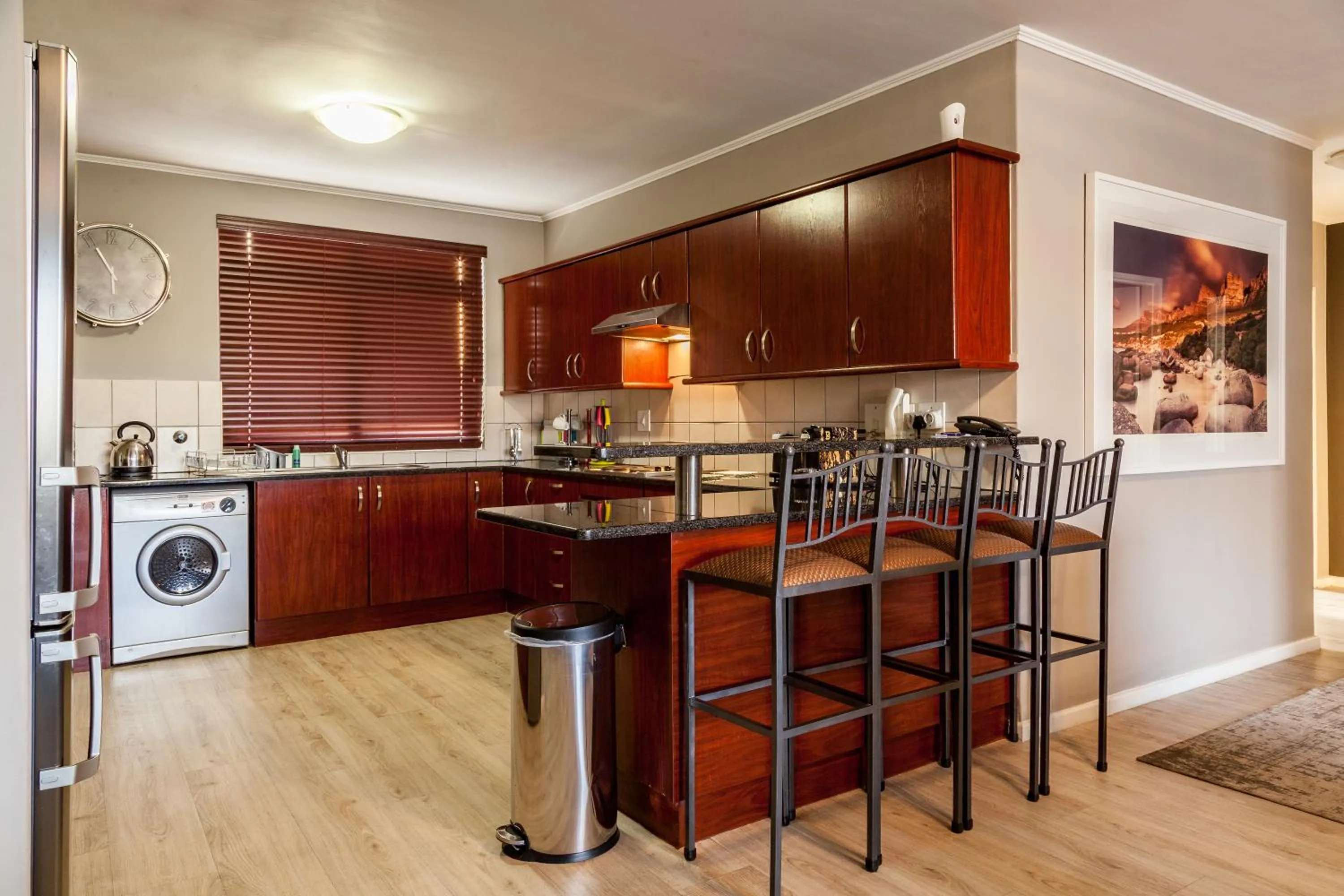 Kitchen or kitchenette in Island Club Hotel & Apartments