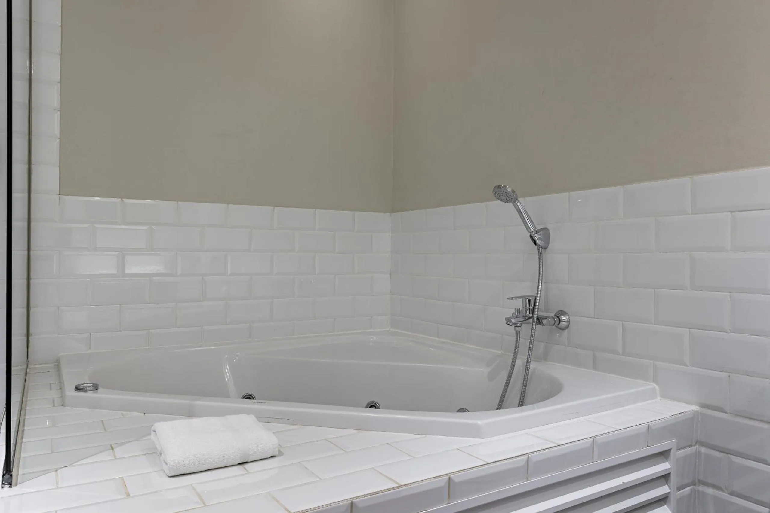 Bathroom in Ola Living Hostal Diagonal