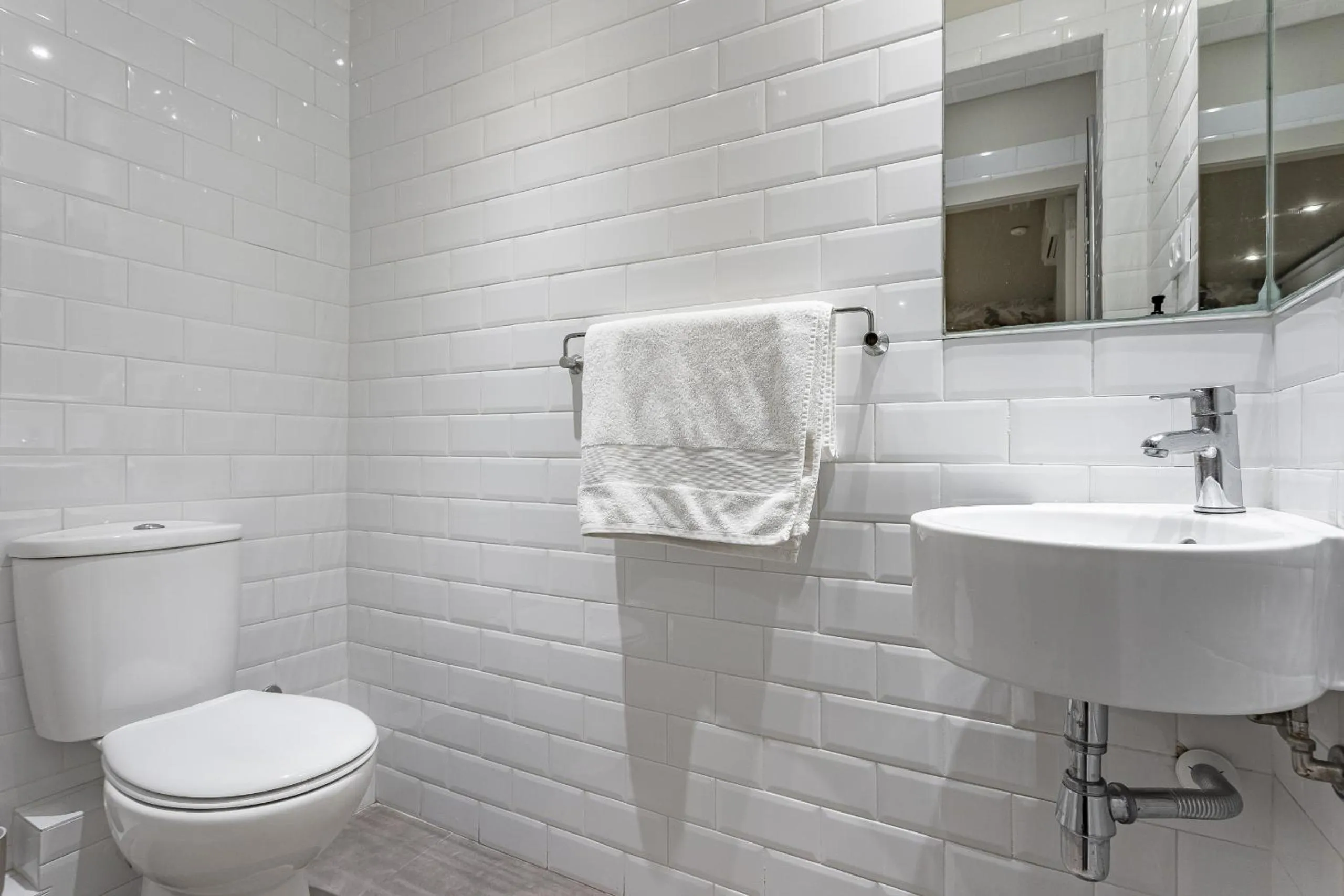 Bathroom in Ola Living Hostal Diagonal