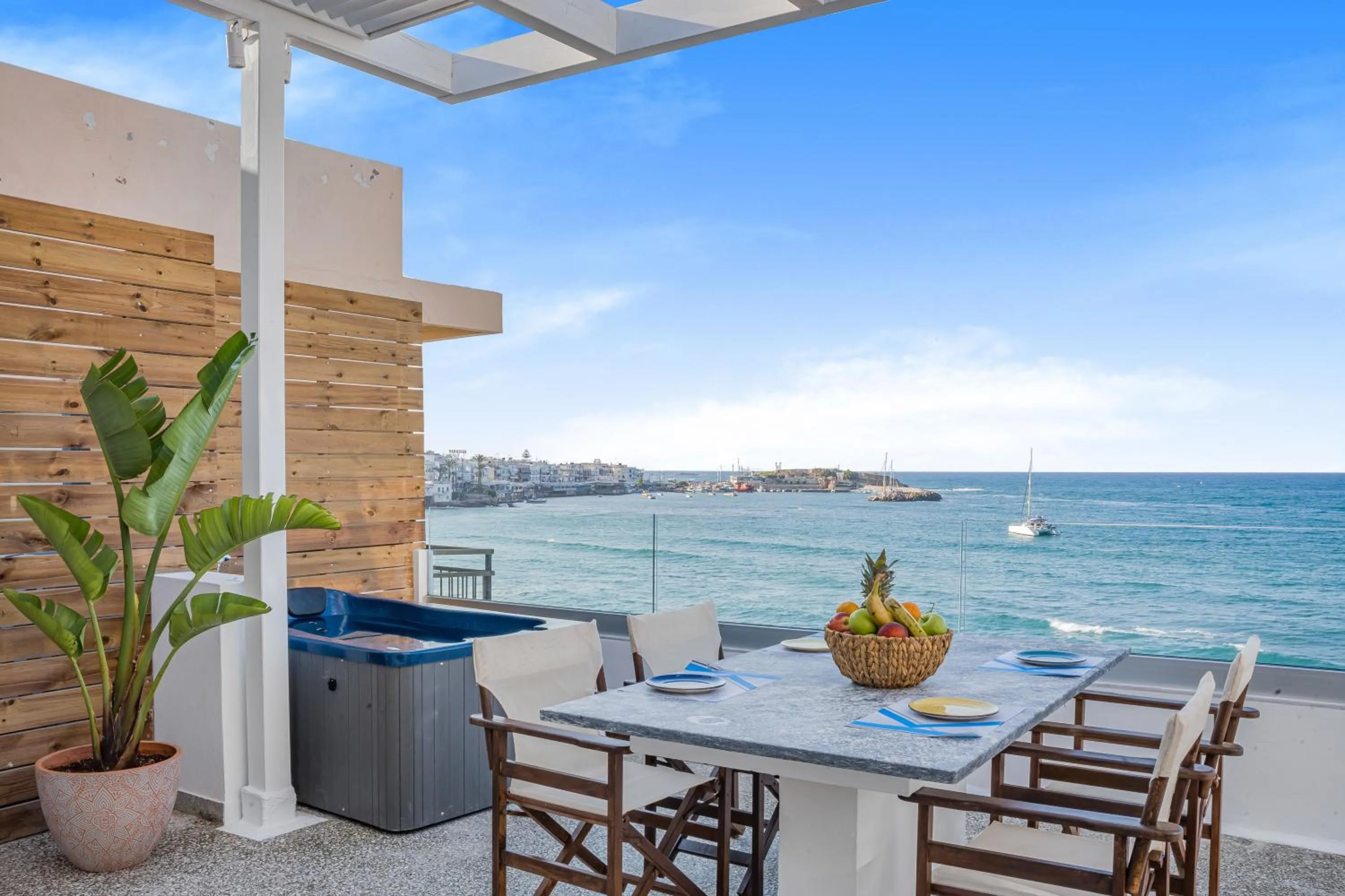 Hot Tub in Kahlua Boutique Hotel - Adults Only