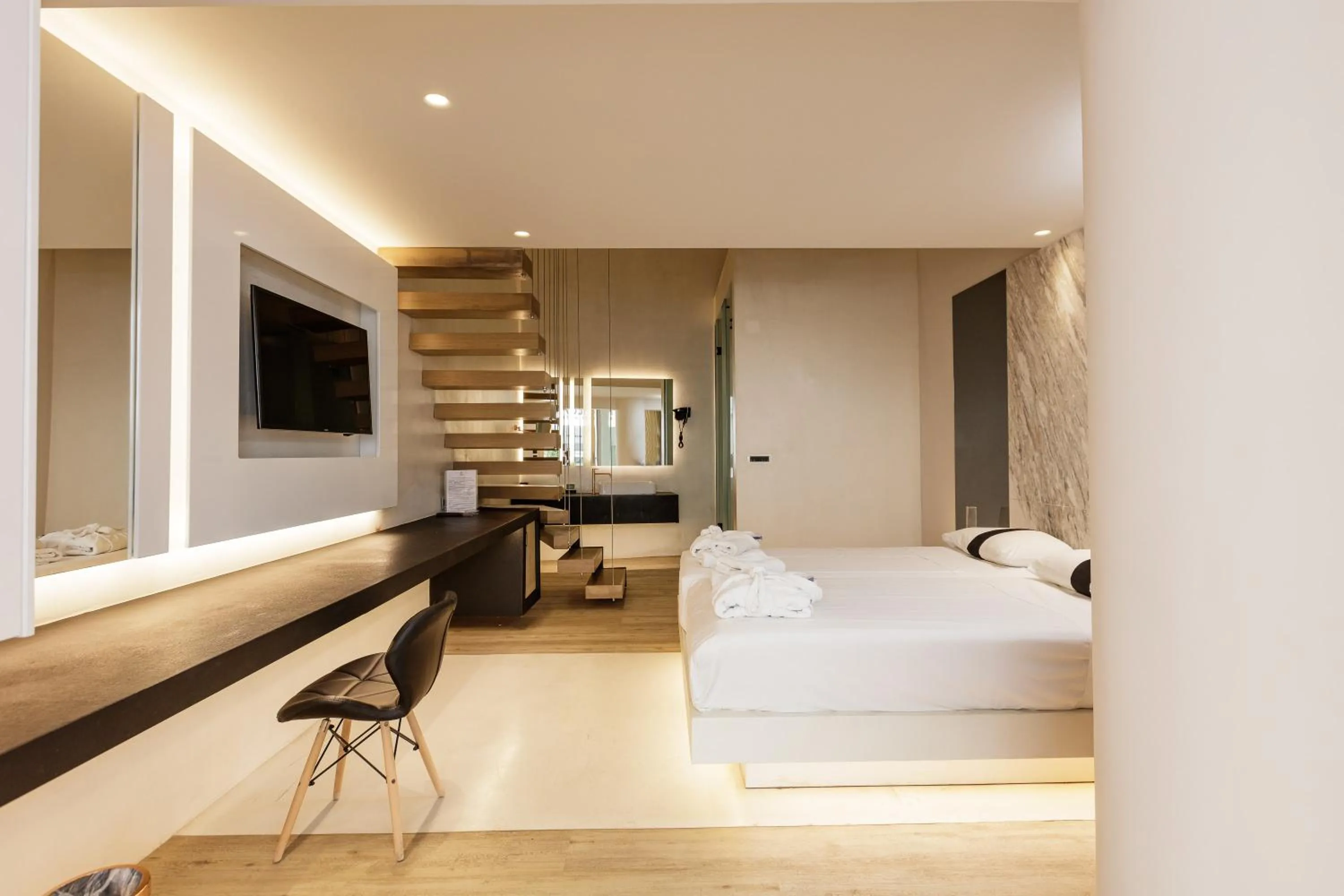 Photo of the whole room, Bed in Kahlua Boutique Hotel - Adults Only