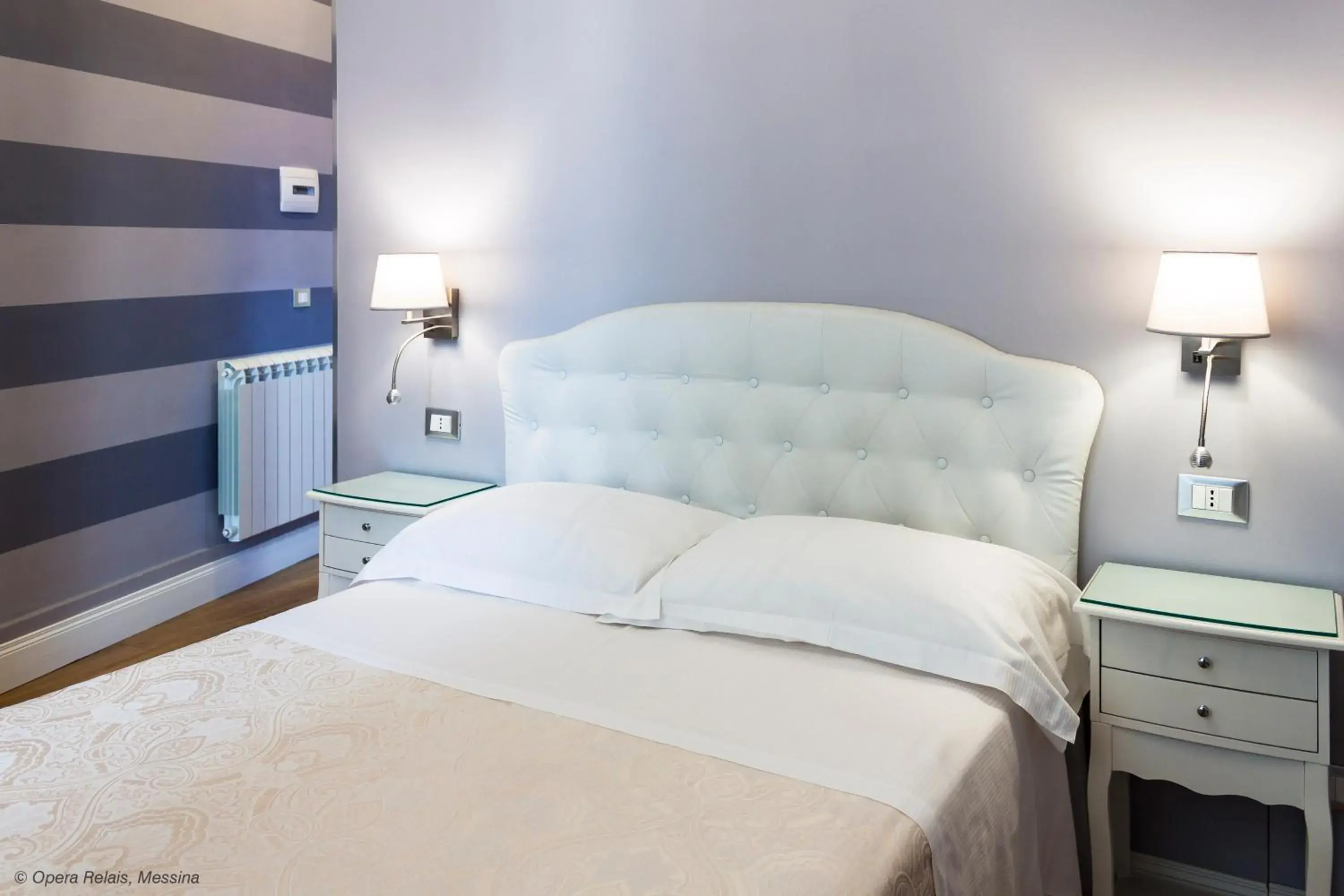 Economy Double Room in Opera Relais Economy Double Room in Opera Relais