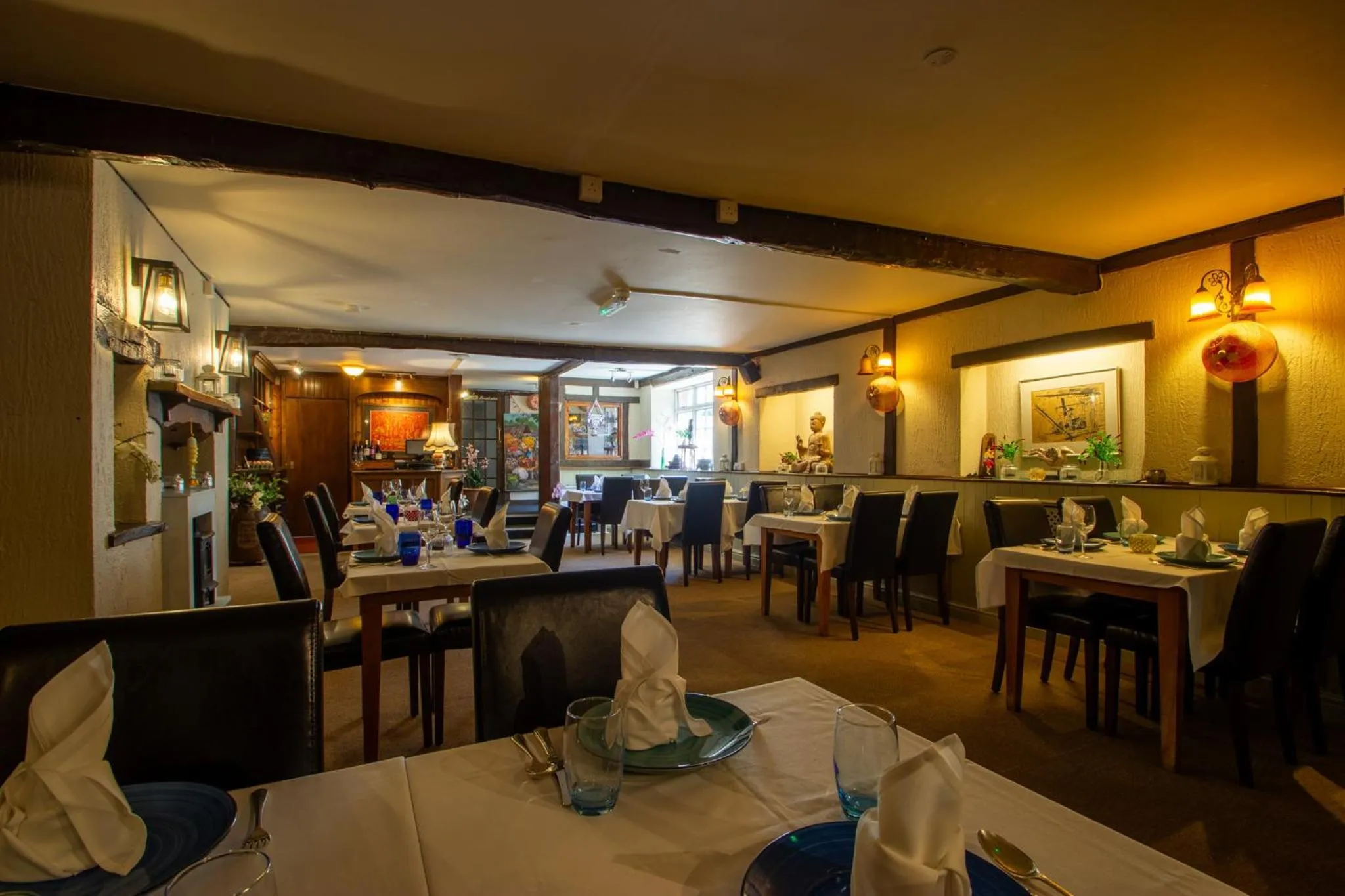 Dining area in The Old Bell - Warminster