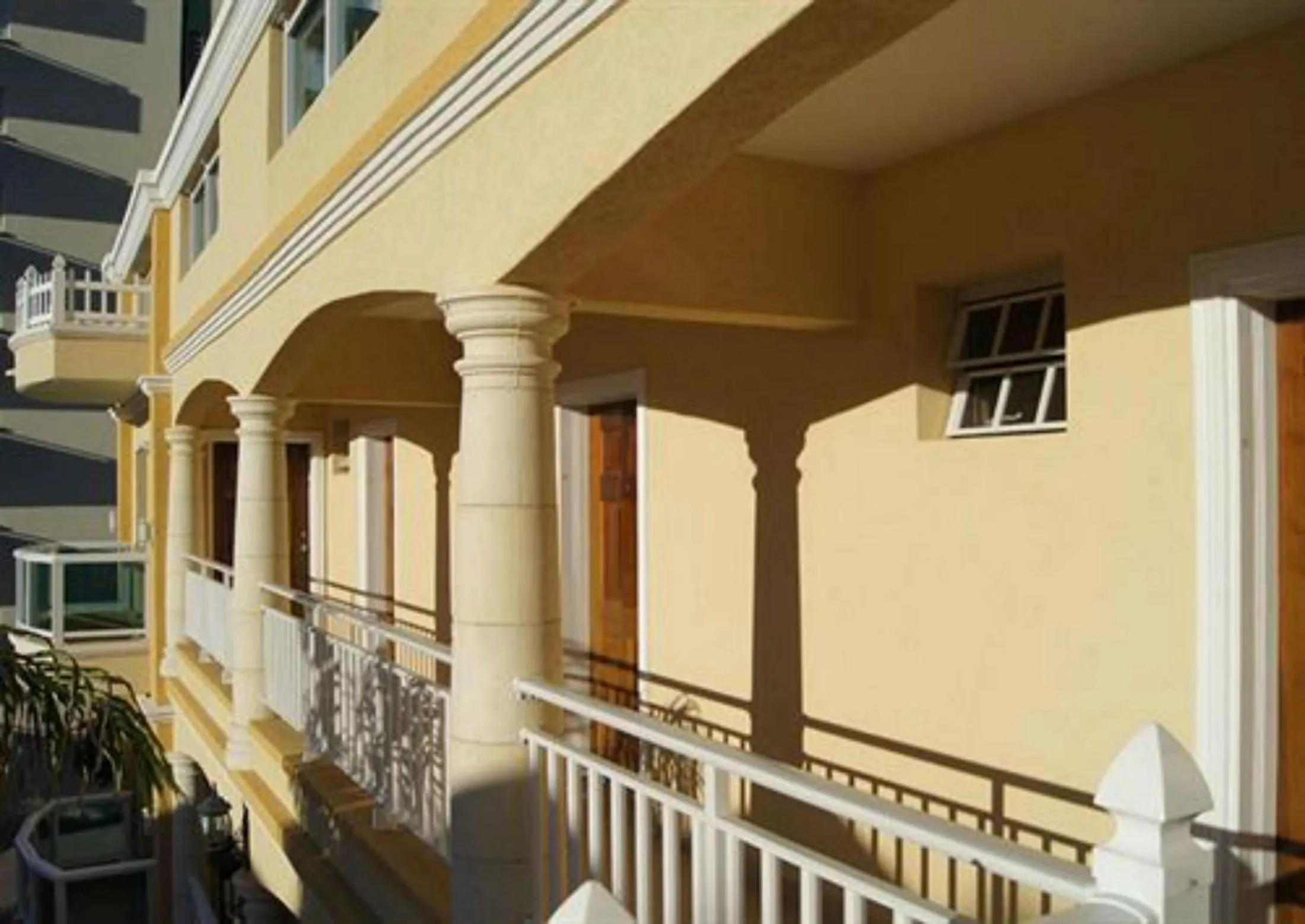 Day in Baker's Suites