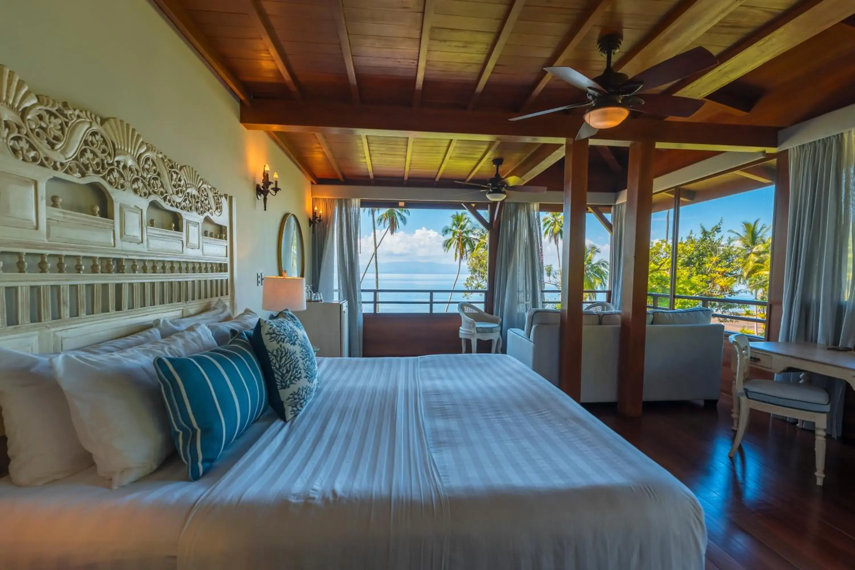 Deluxe Room in Playa Cativo Lodge Deluxe Room in Playa Cativo Lodge