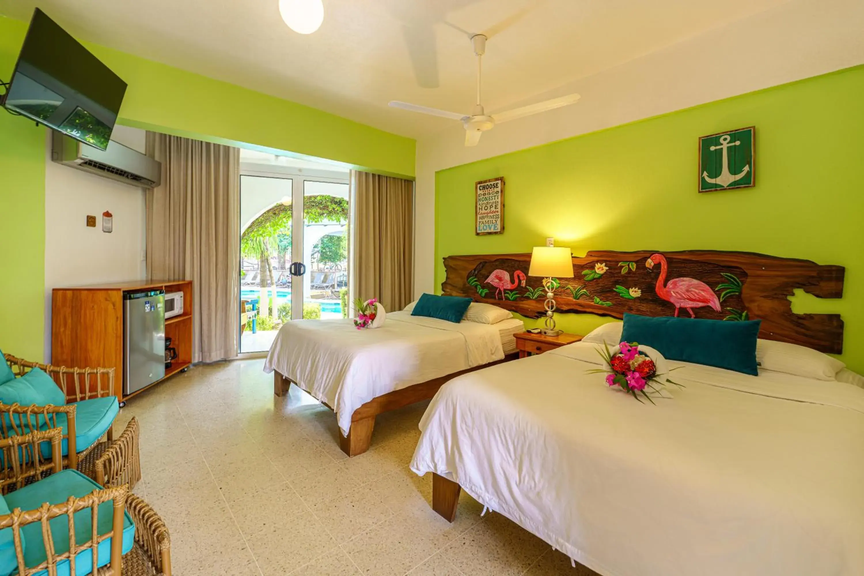 Premium Quadruple Room in Hotel Mar Rey Premium Quadruple Room in Hotel Mar Rey