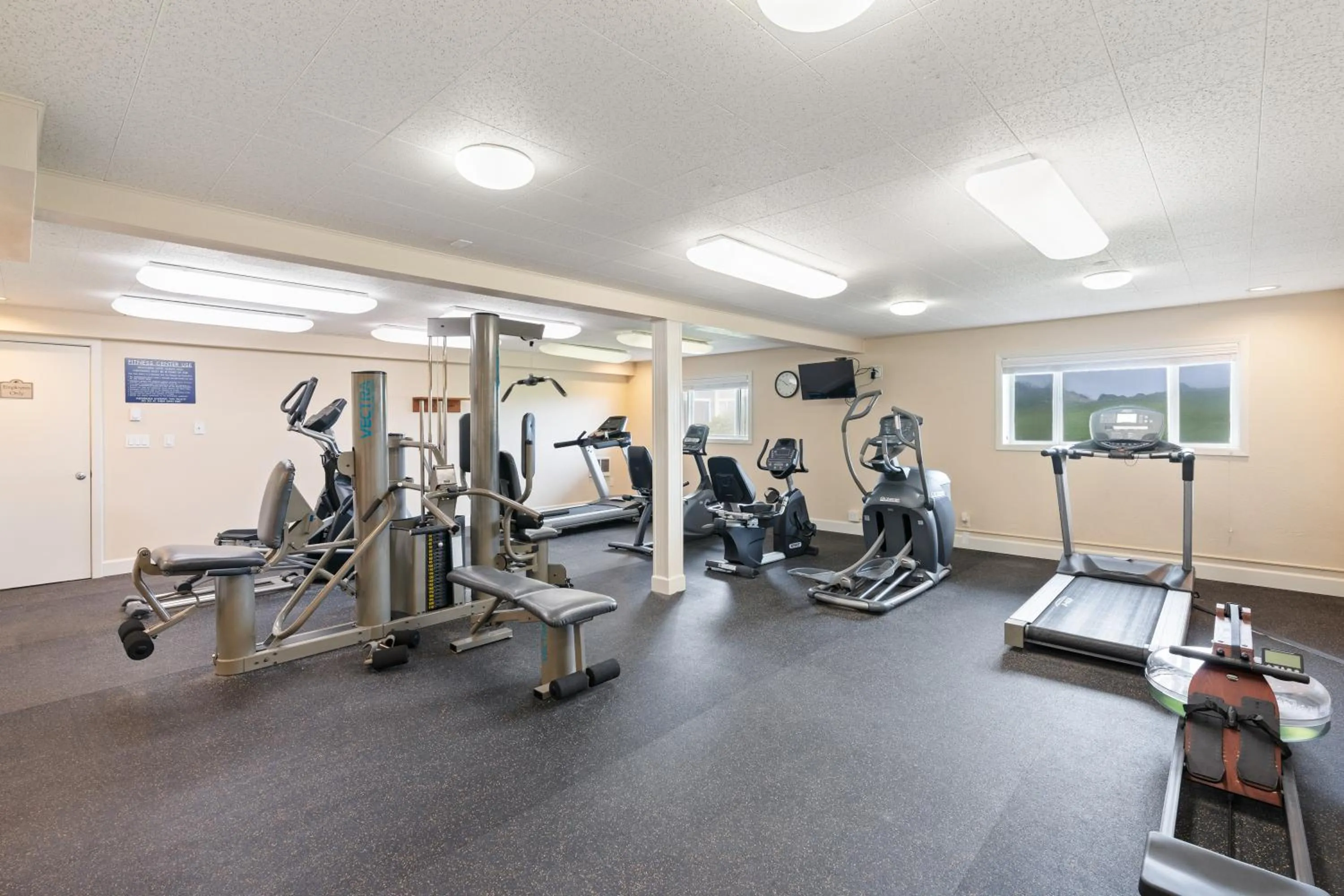 Fitness centre/facilities in Tolovana Inn