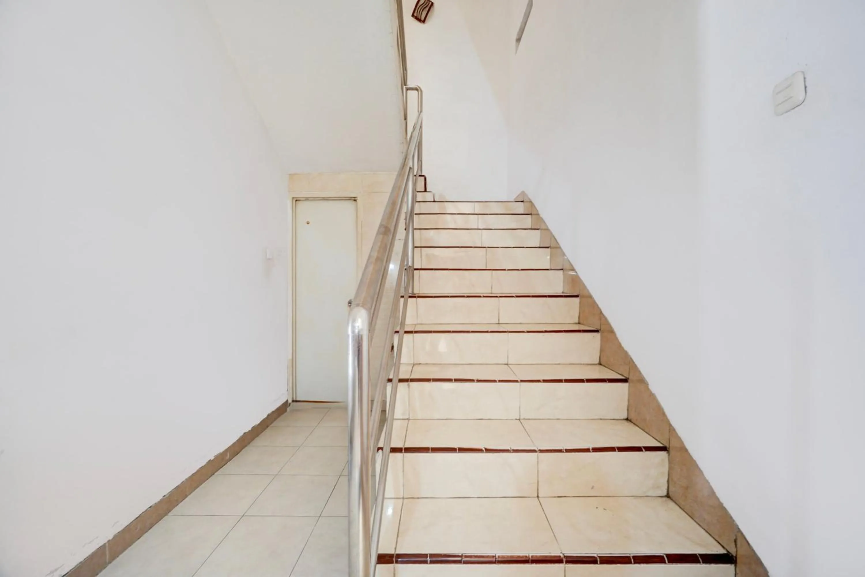 Lobby or reception in Hotel O MUMU HOMESTAYNearCarnival Park Surabaya