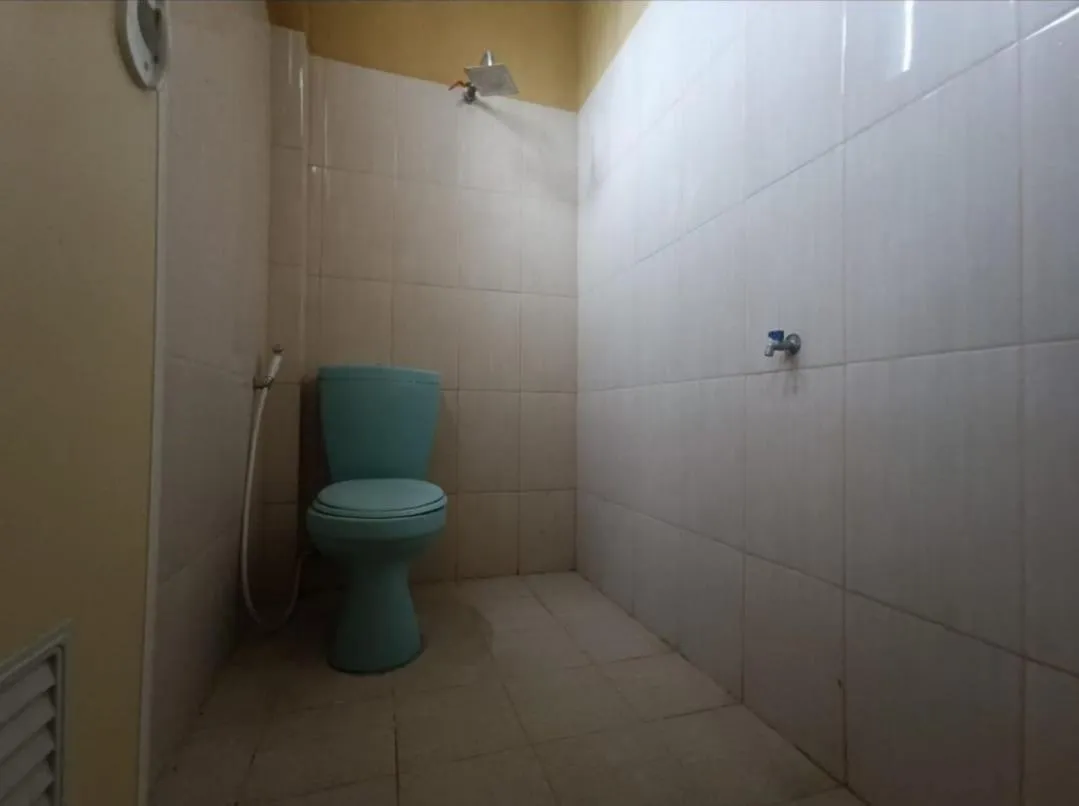 Bathroom in Hotel O Bagus Jaya SyariahNearJembatan Siak